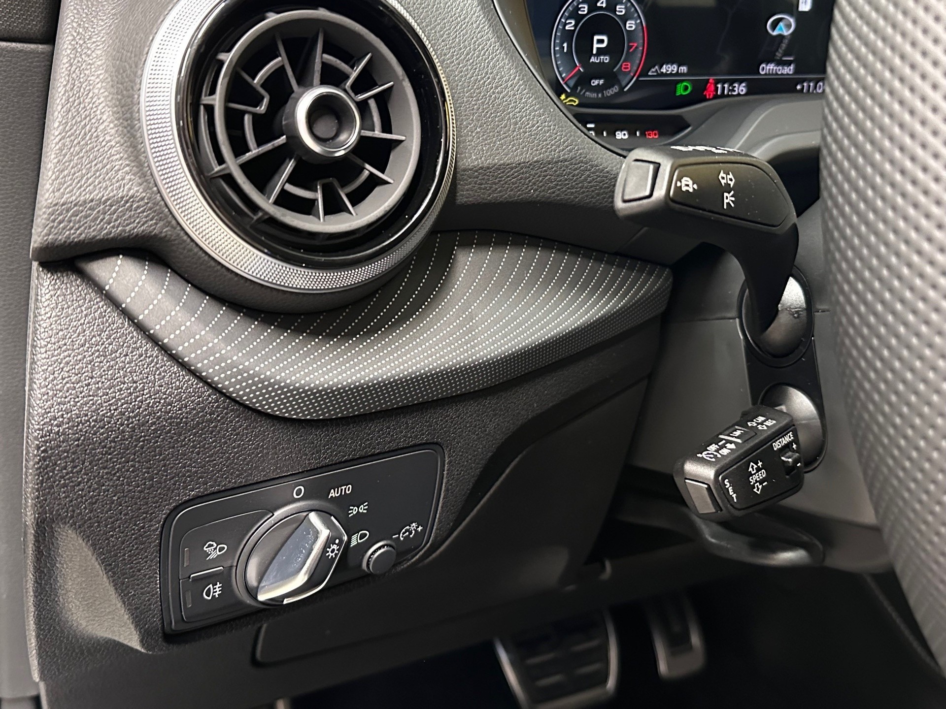 AUDI Q2 40 TFSI S line Attraction quattro S-tronic-image-11