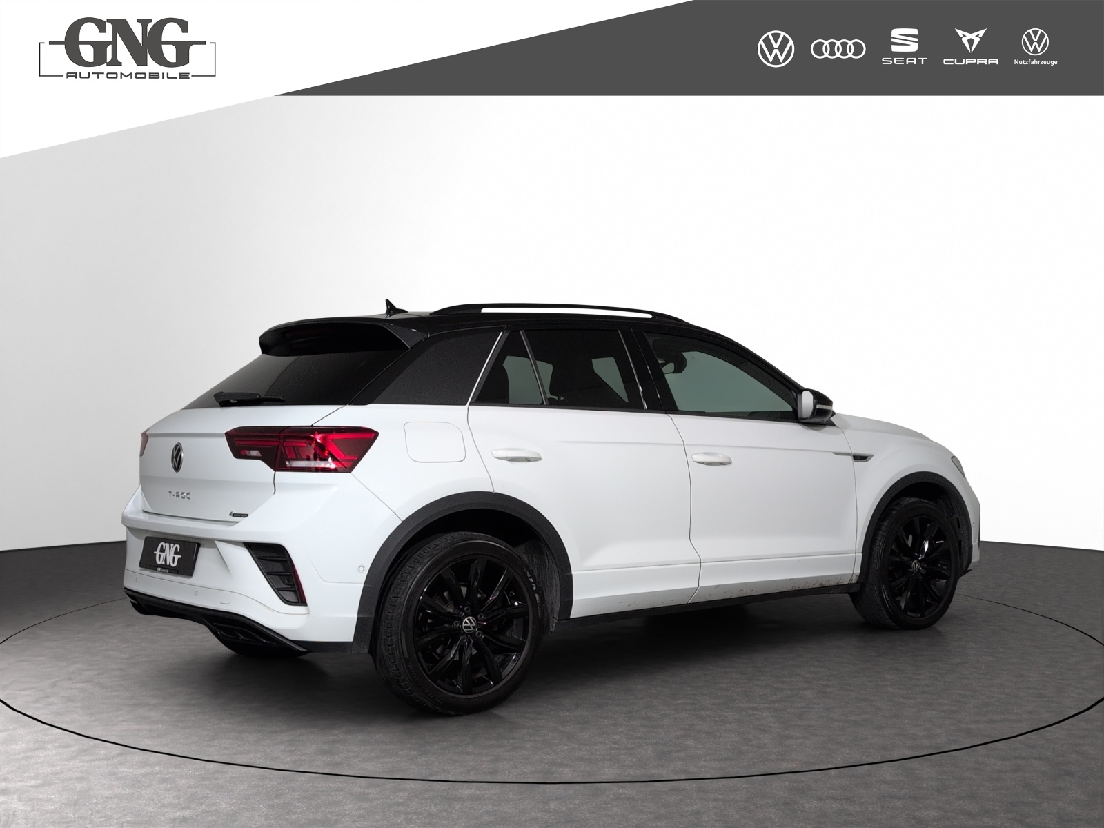 VW T-Roc 2.0 TSI R-Line DSG 4Motion-image-2