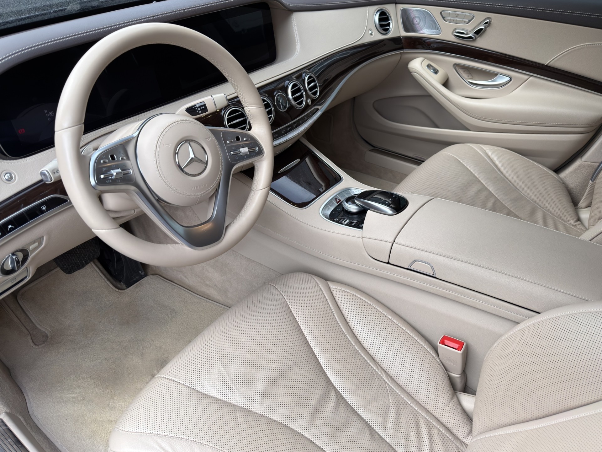 MERCEDES-BENZ S 560 L 4Matic 9G-Tronic-image-11