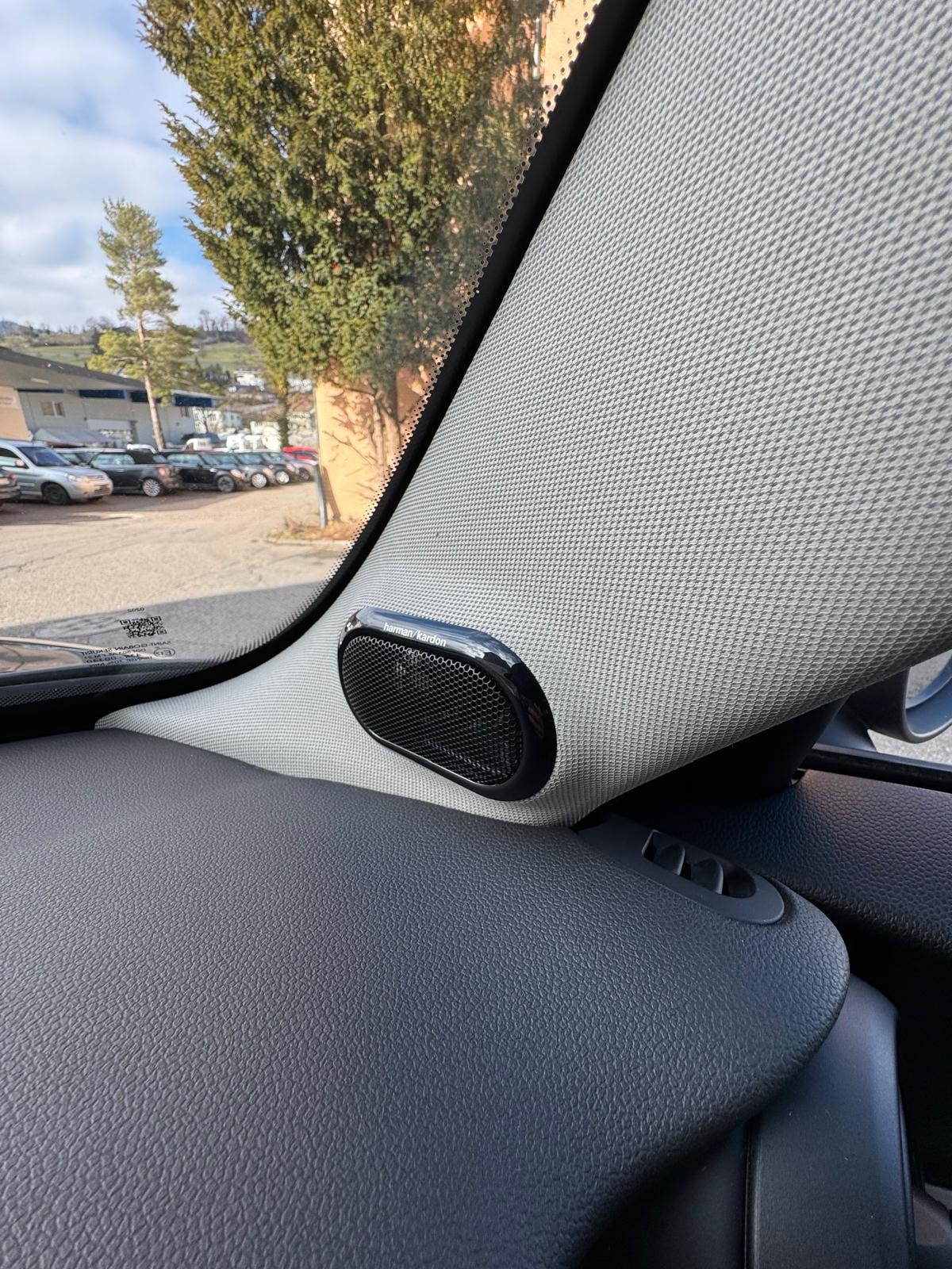 MINI Cooper Steptronic-image-4