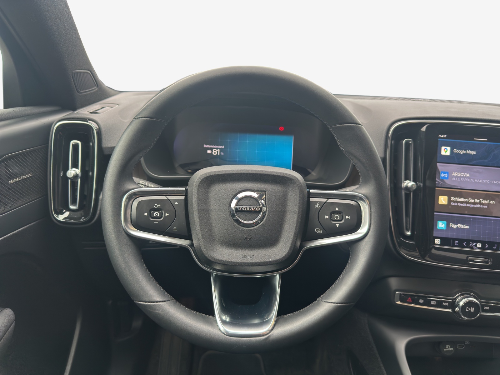 VOLVO C40 Recharge P8 Twin AWD Pure Electric Ultimate-image-10