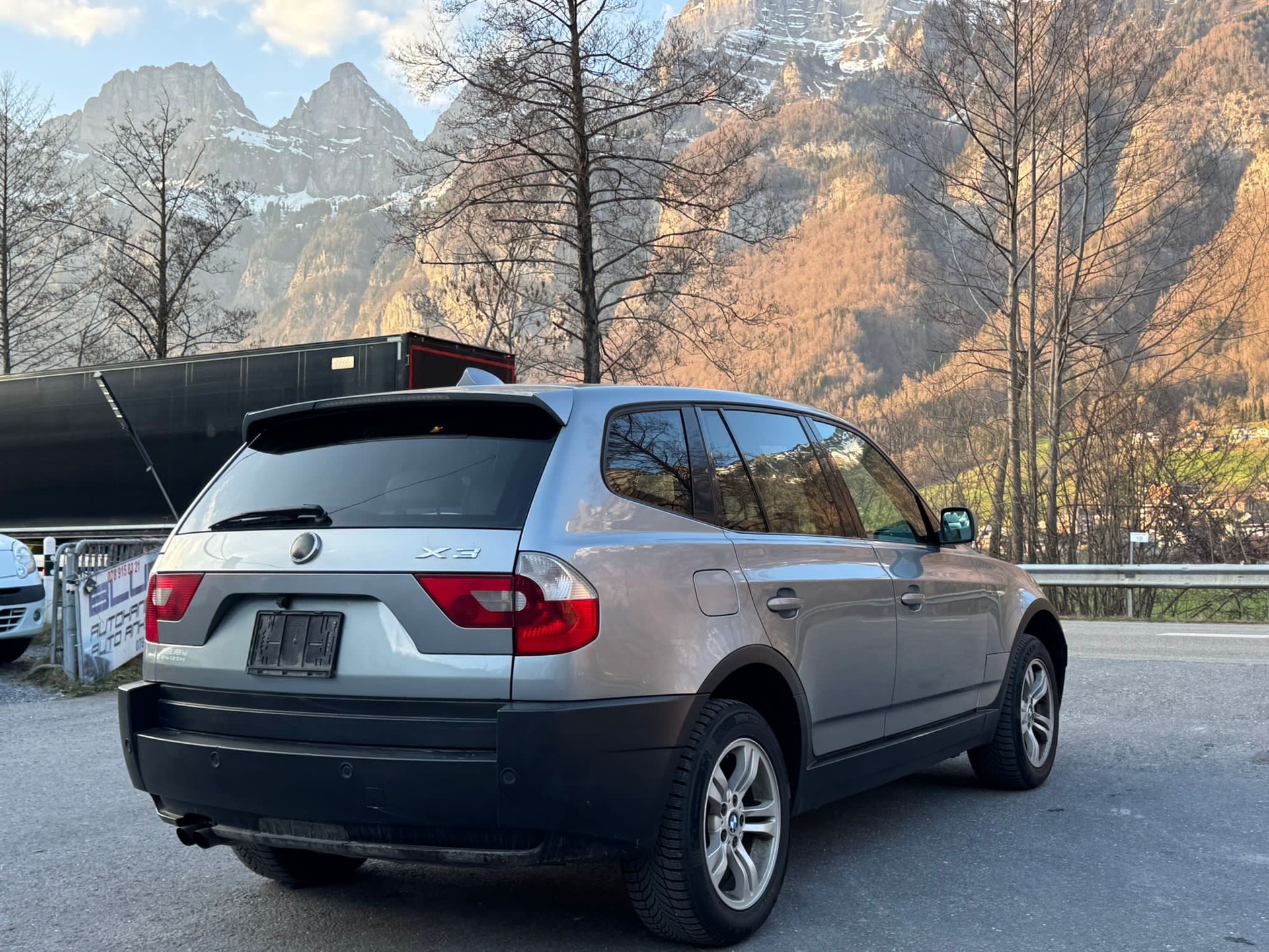 BMW X3 3.0i-image-14