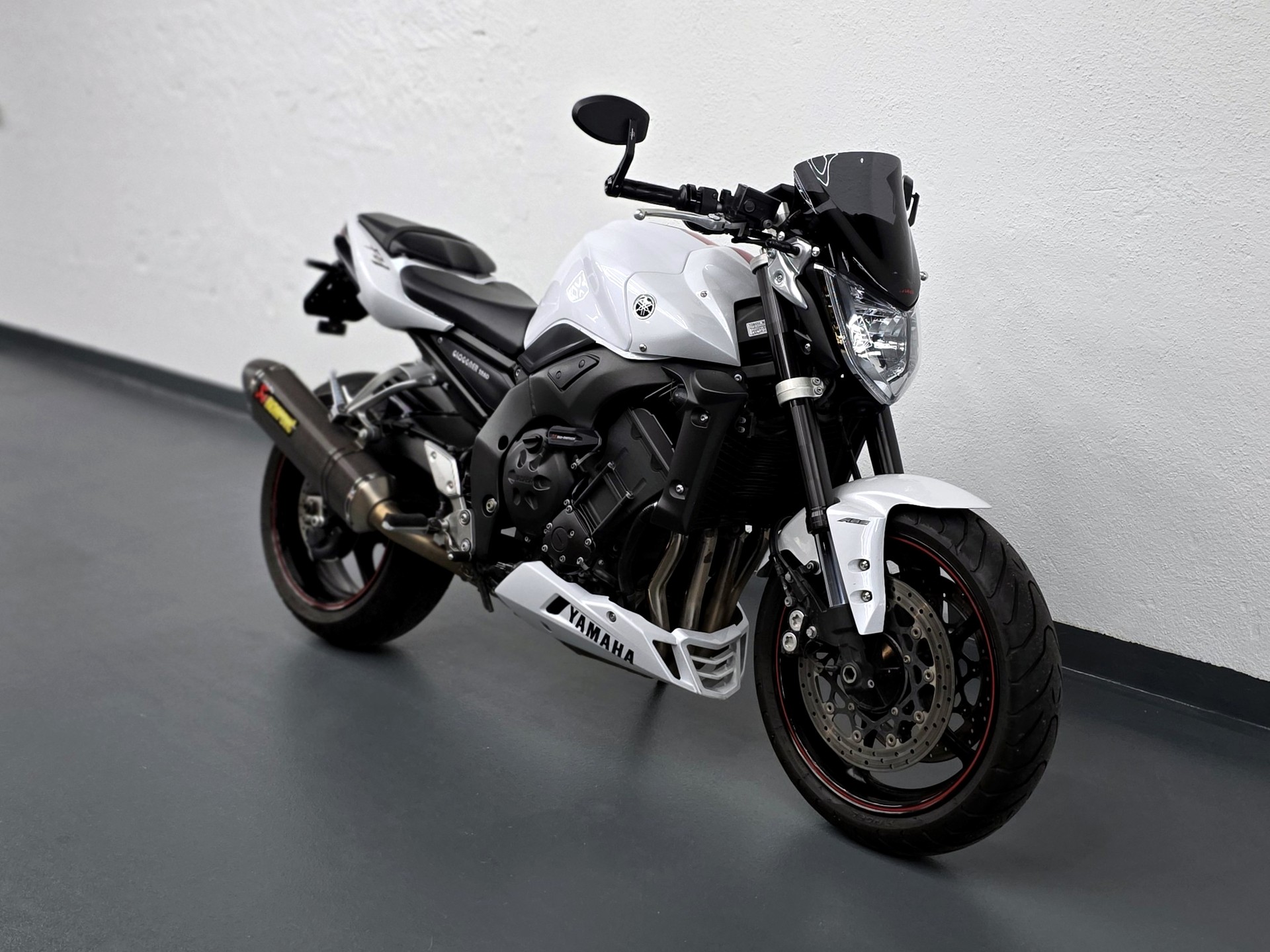 YAMAHA FZ1 N ABS-image-1