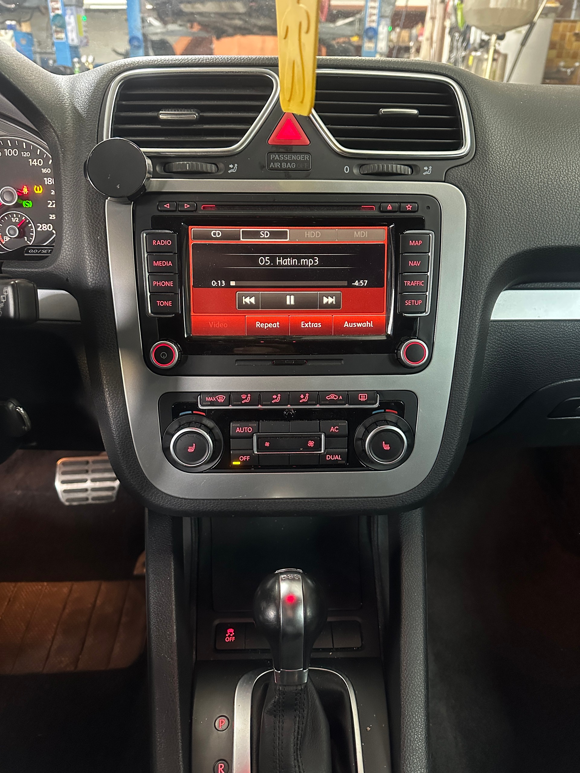 VW Scirocco 1.4 TSI Team DSG-image-10