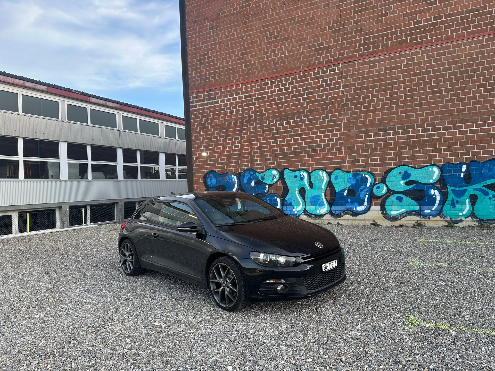 VW Scirocco 1.4 TSI Team DSG-image-0