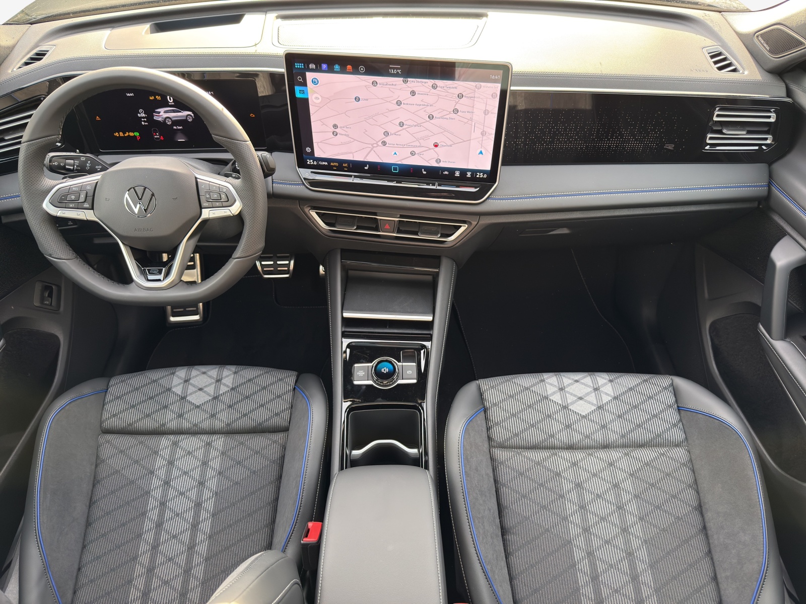 VW Tiguan 2.0 TSI United DSG 4Motion-image-8