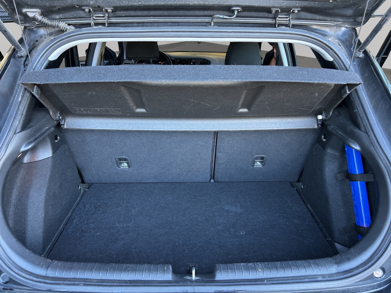 HYUNDAI i20 1.2 Amplia-image-18