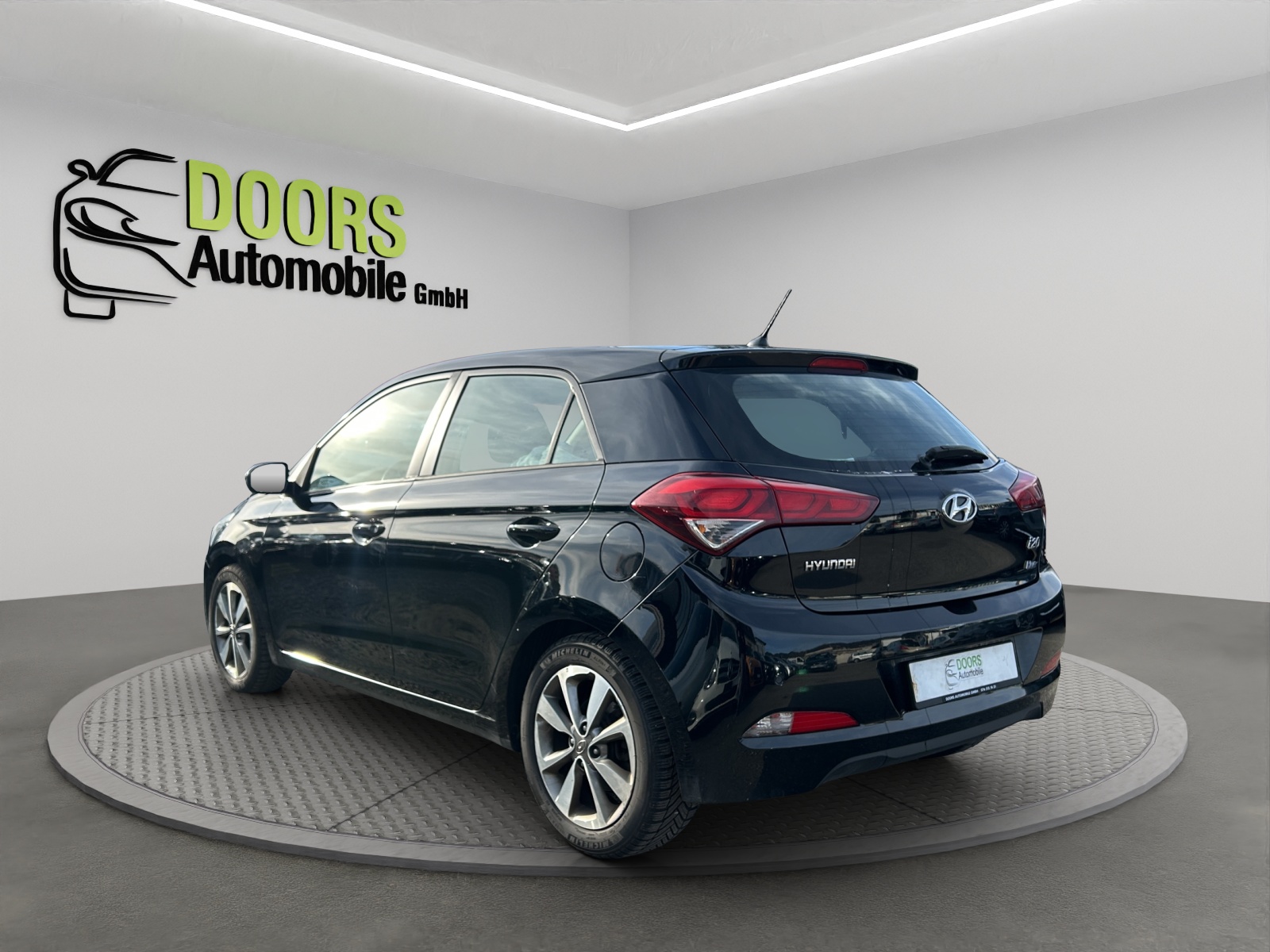 HYUNDAI i20 1.2 Amplia-image-5