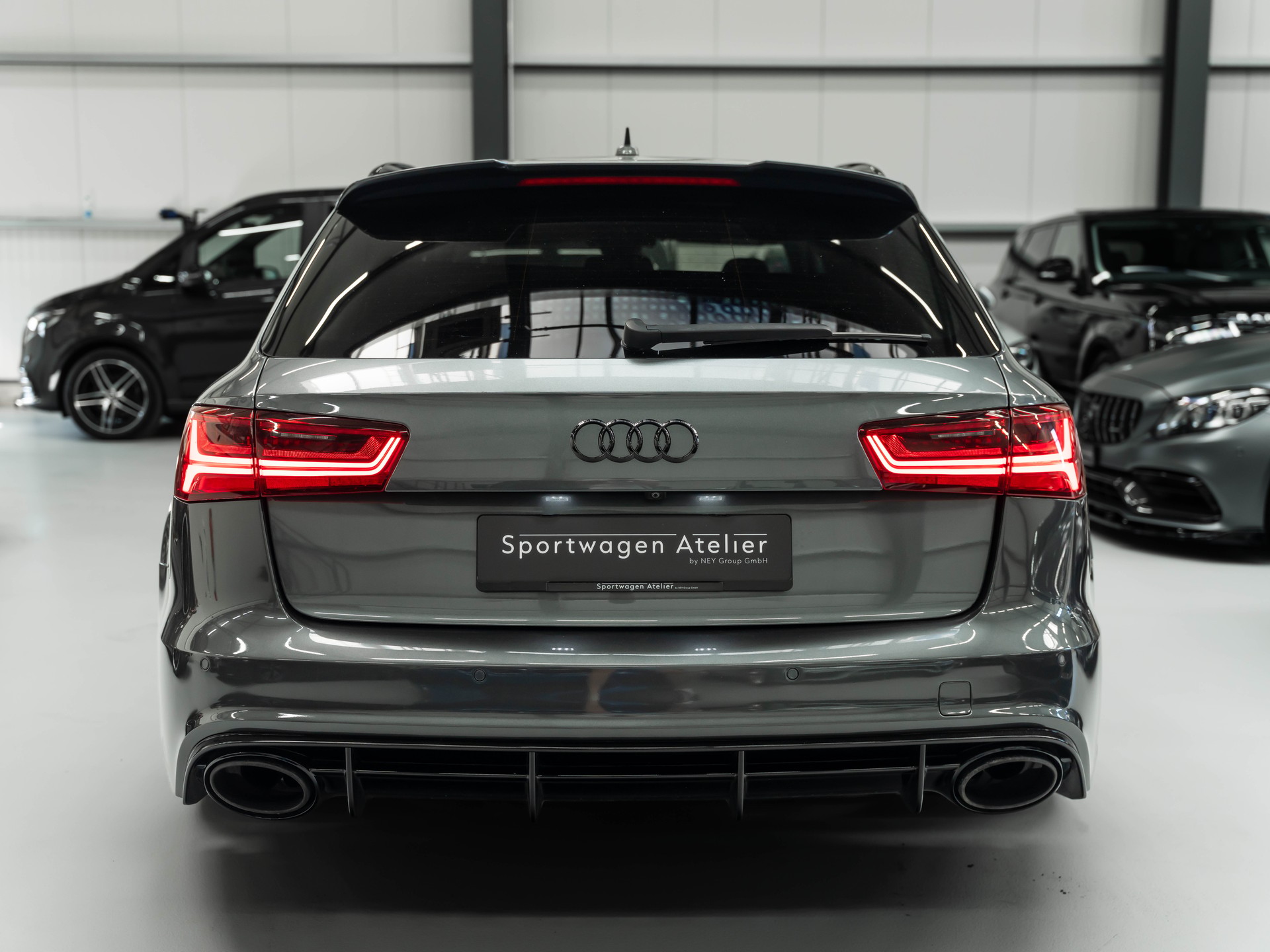 AUDI RS6 Avant 4.0 TFSI V8 performance quattro-image-2