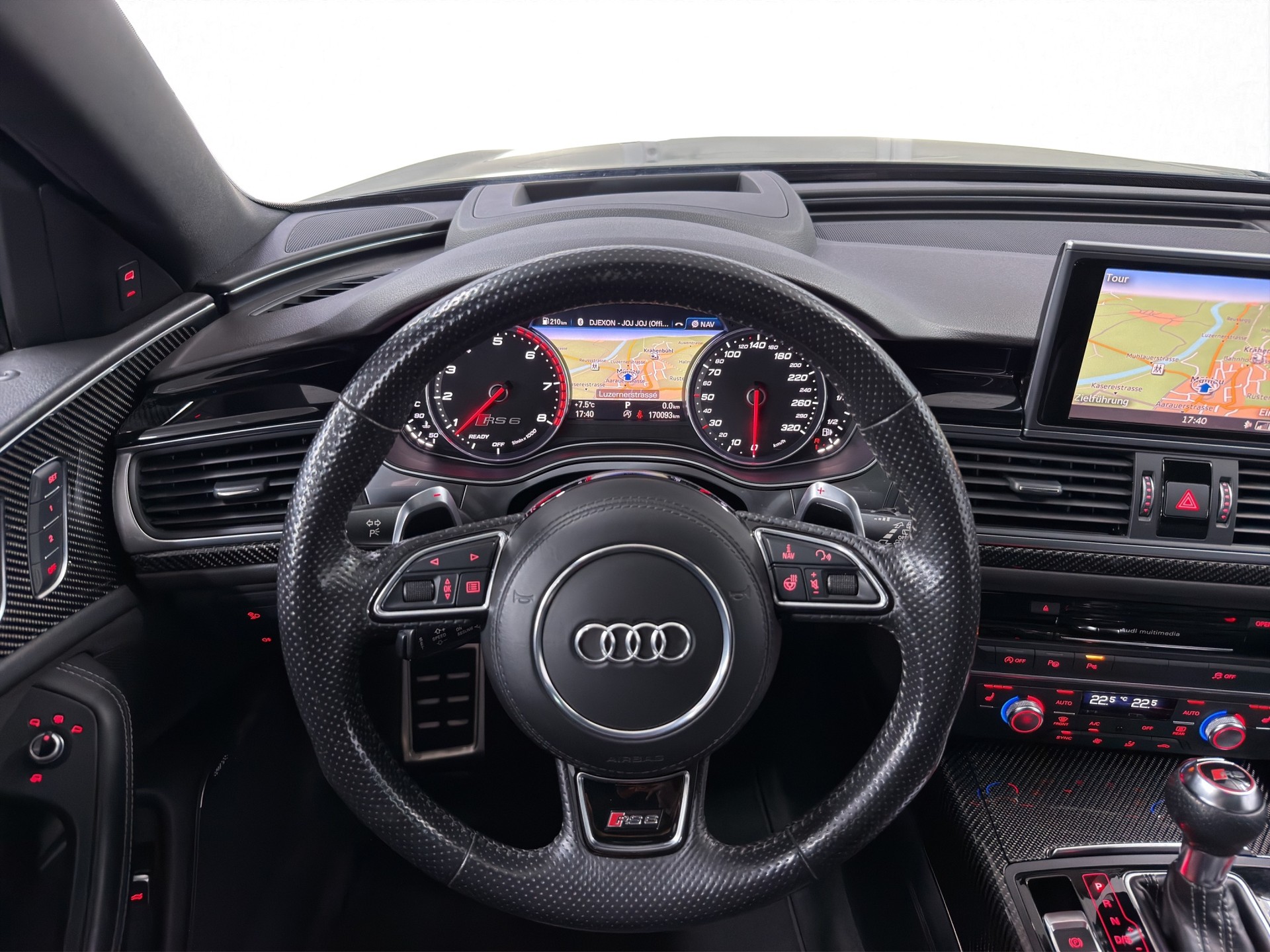 AUDI RS6 Avant 4.0 TFSI V8 performance quattro-image-10