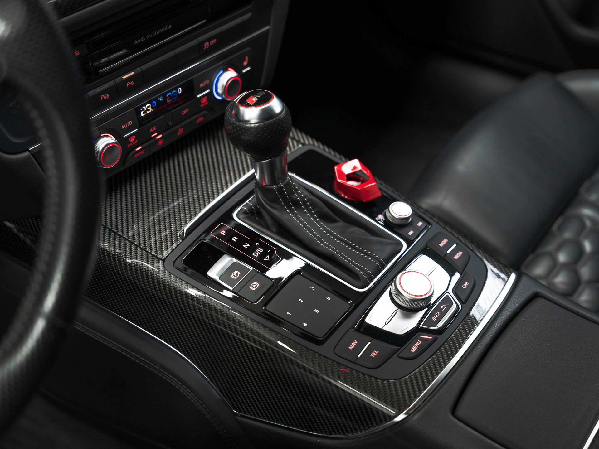 AUDI RS6 Avant 4.0 TFSI V8 performance quattro-image-19