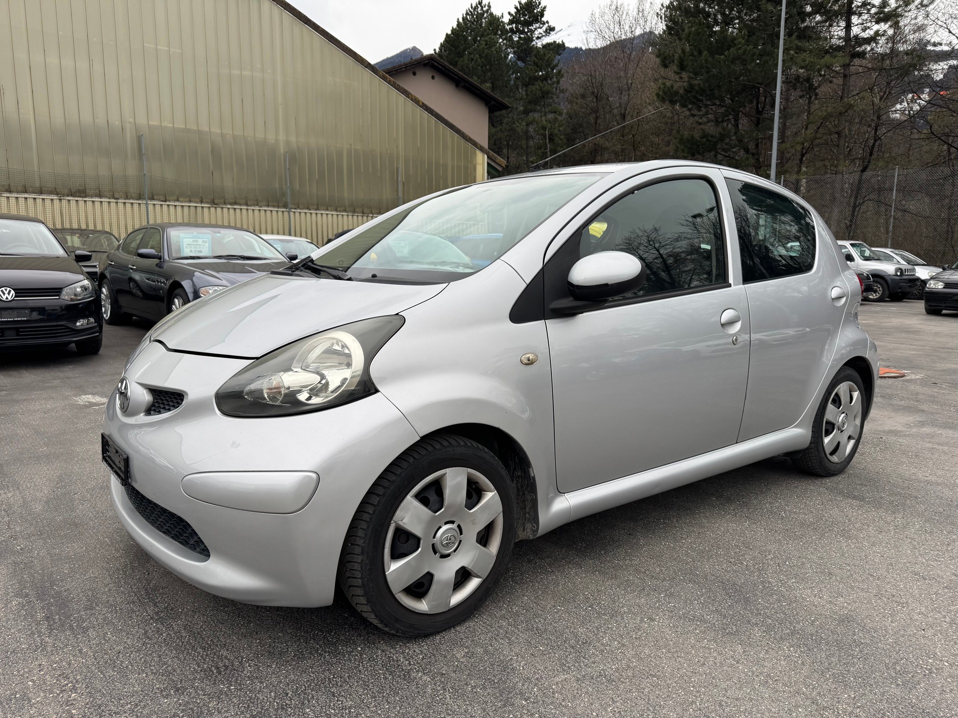 TOYOTA Aygo 1.0 Linea Terra-image-6