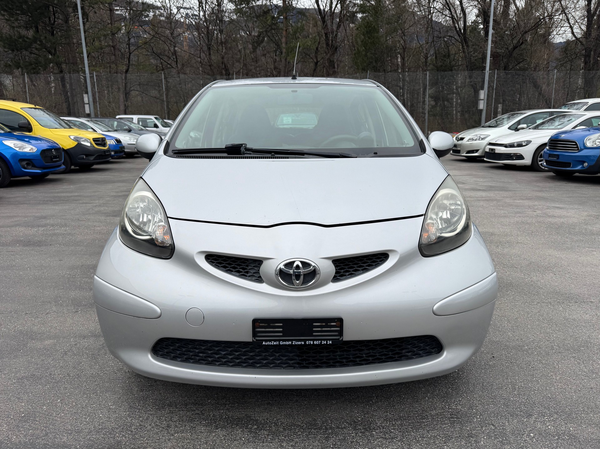 TOYOTA Aygo 1.0 Linea Terra-image-0