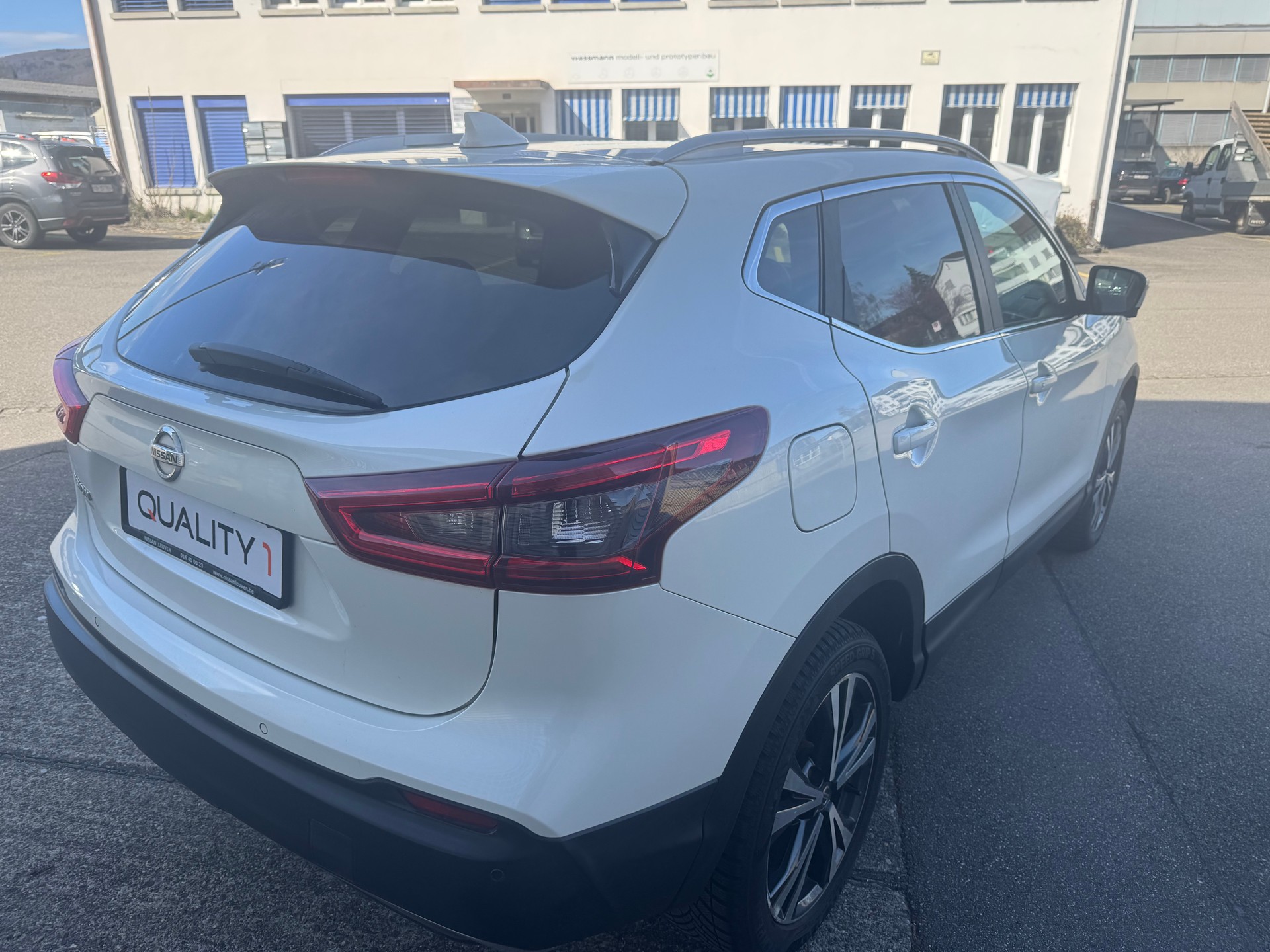 NISSAN Qashqai 1.2 DIG-T tekna+ Xtronic CVT-image-4