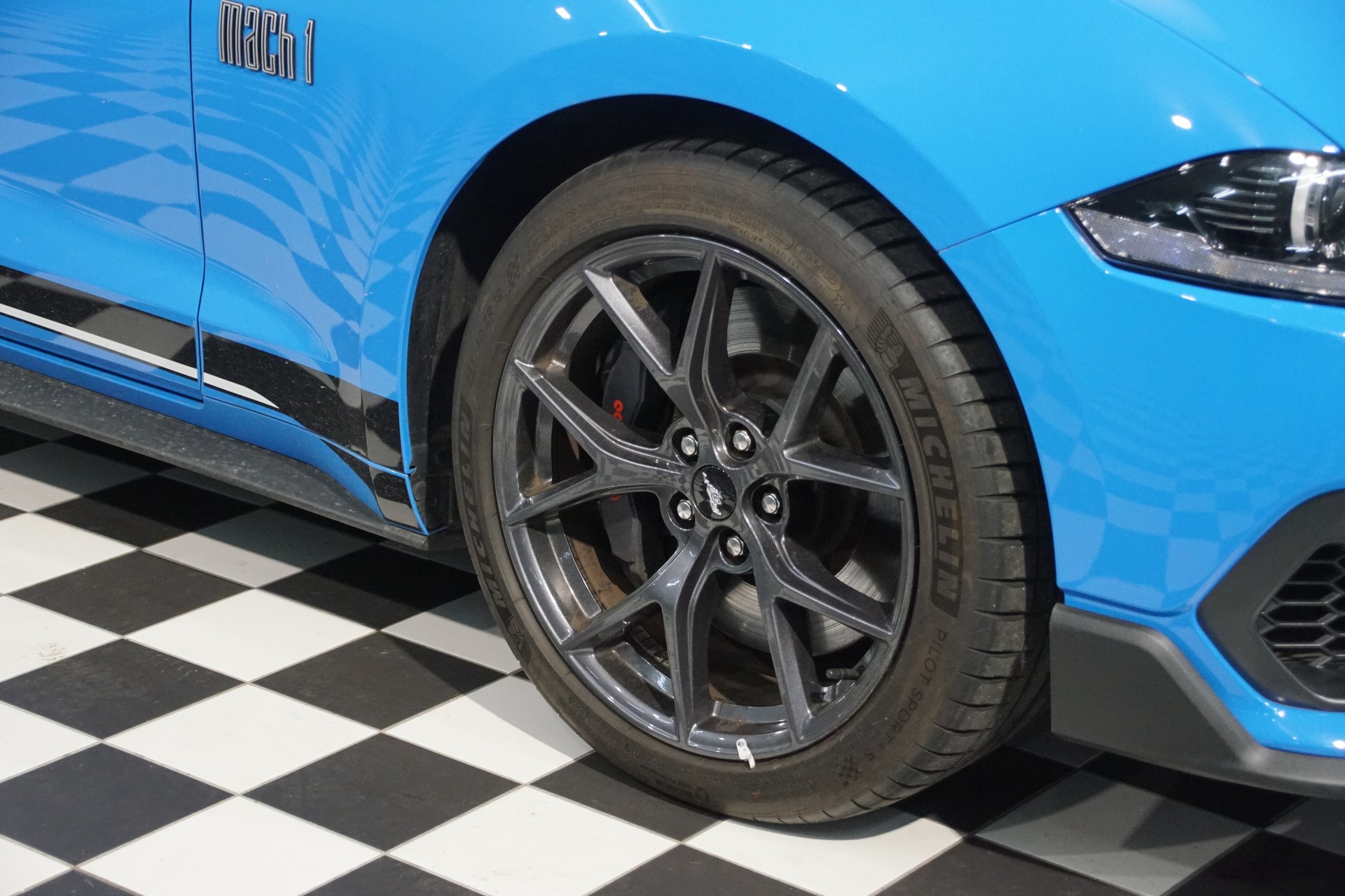 FORD Mustang Fastback 5.0 V8 Mach 1 Automat-image-5