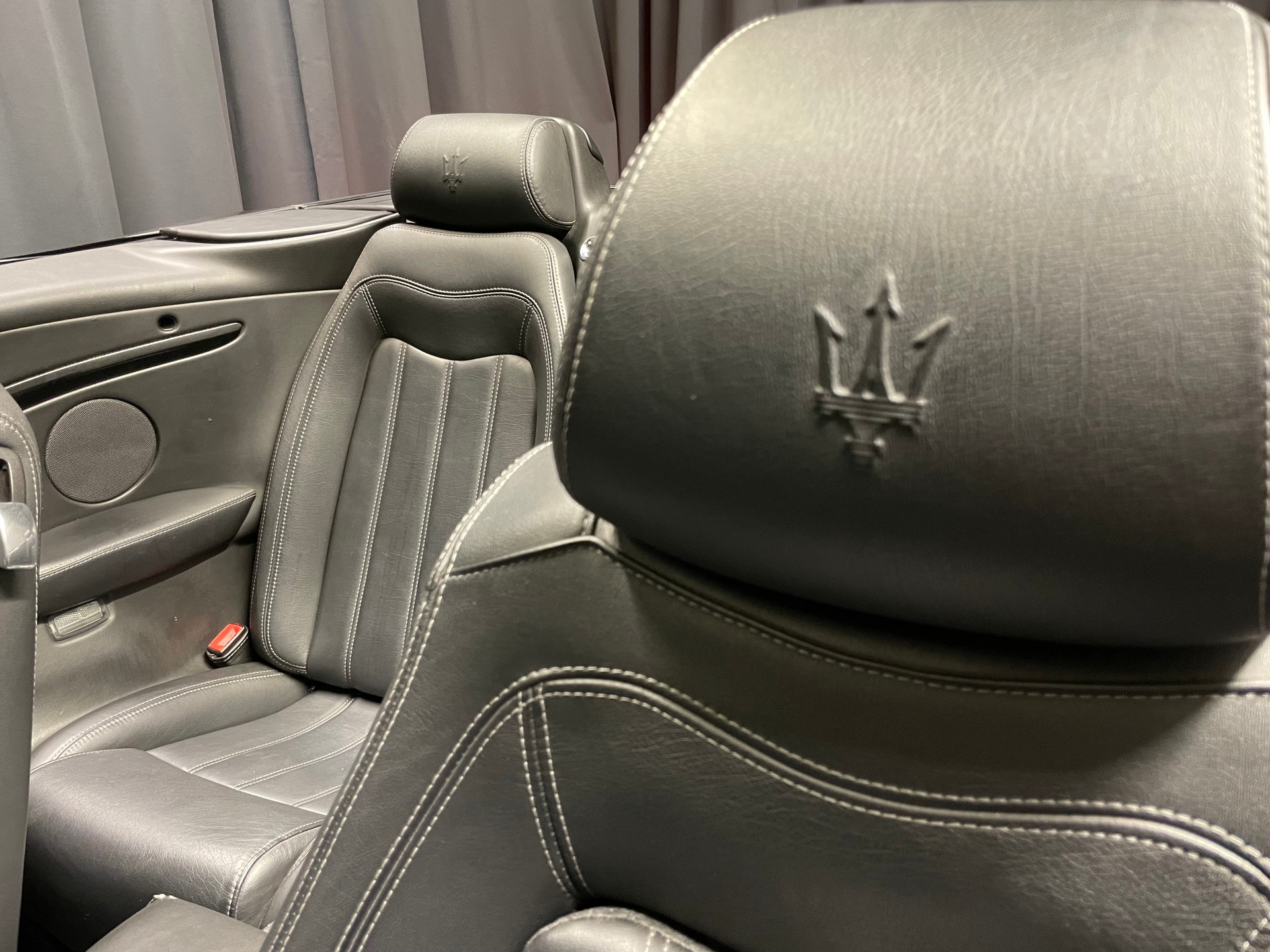 MASERATI GranCabrio Automatica (25)-image-12