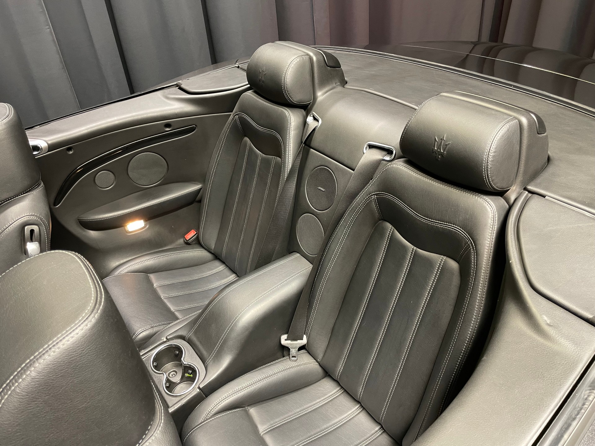 MASERATI GranCabrio Automatica (25)-image-7