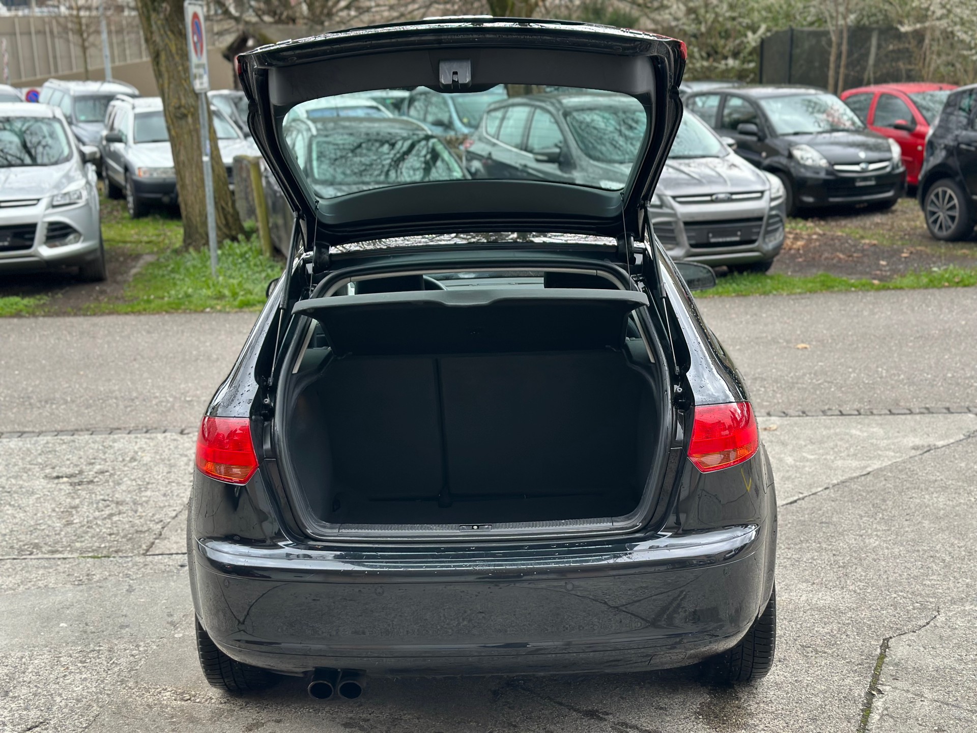 AUDI A3 Sportback 1.8 Turbo FSI Attraction-image-5