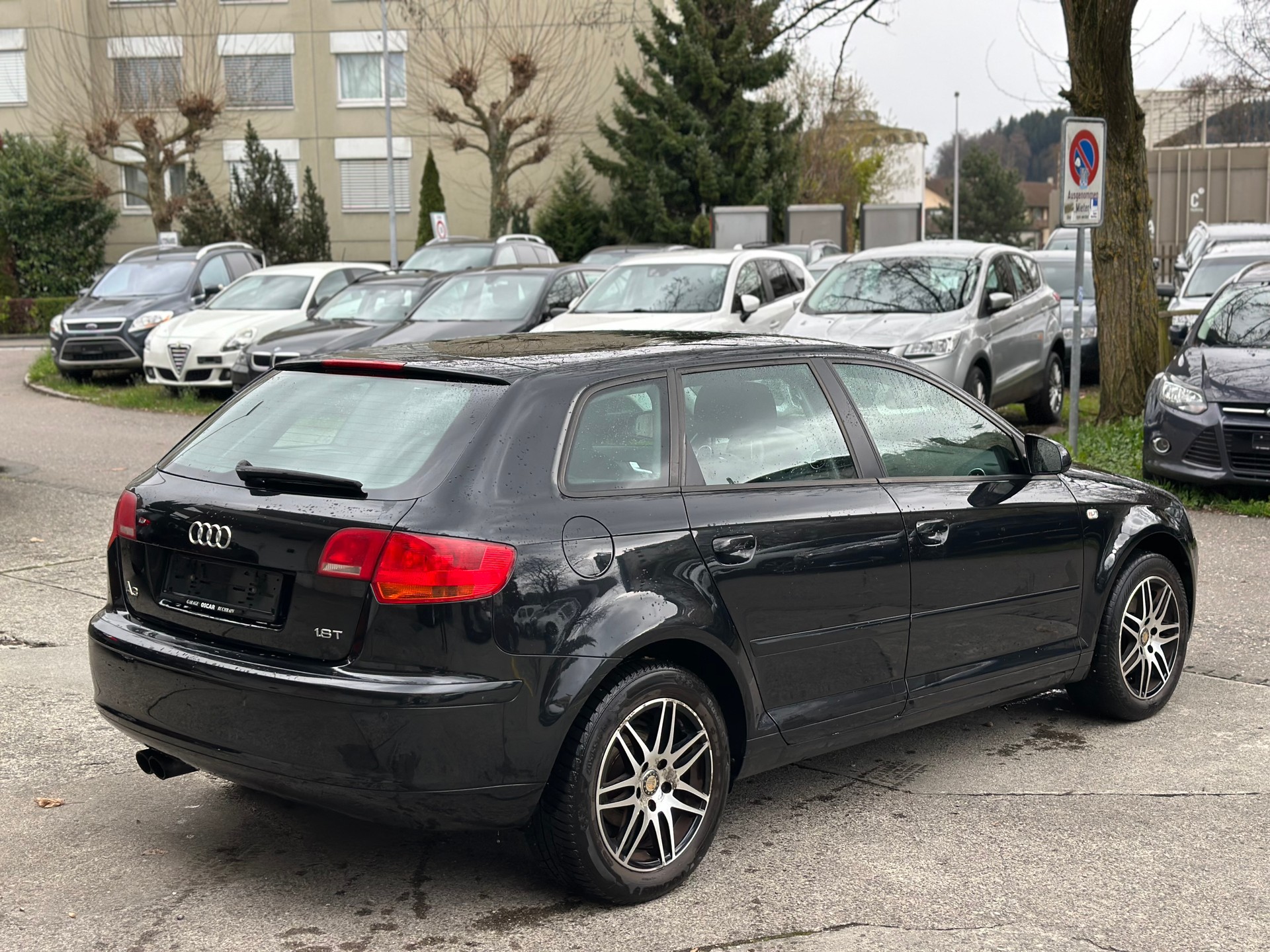 AUDI A3 Sportback 1.8 Turbo FSI Attraction-image-2