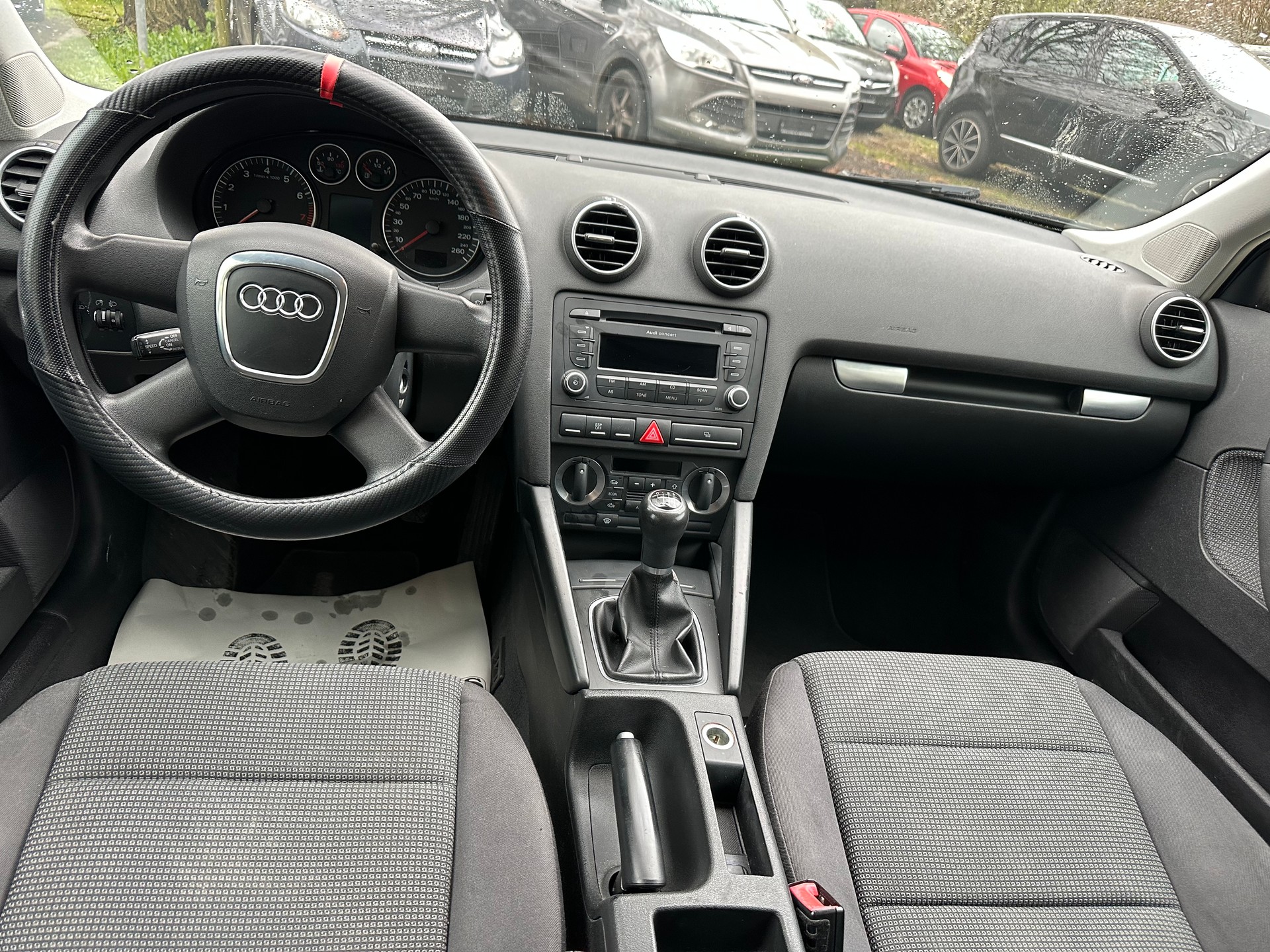 AUDI A3 Sportback 1.8 Turbo FSI Attraction-image-8