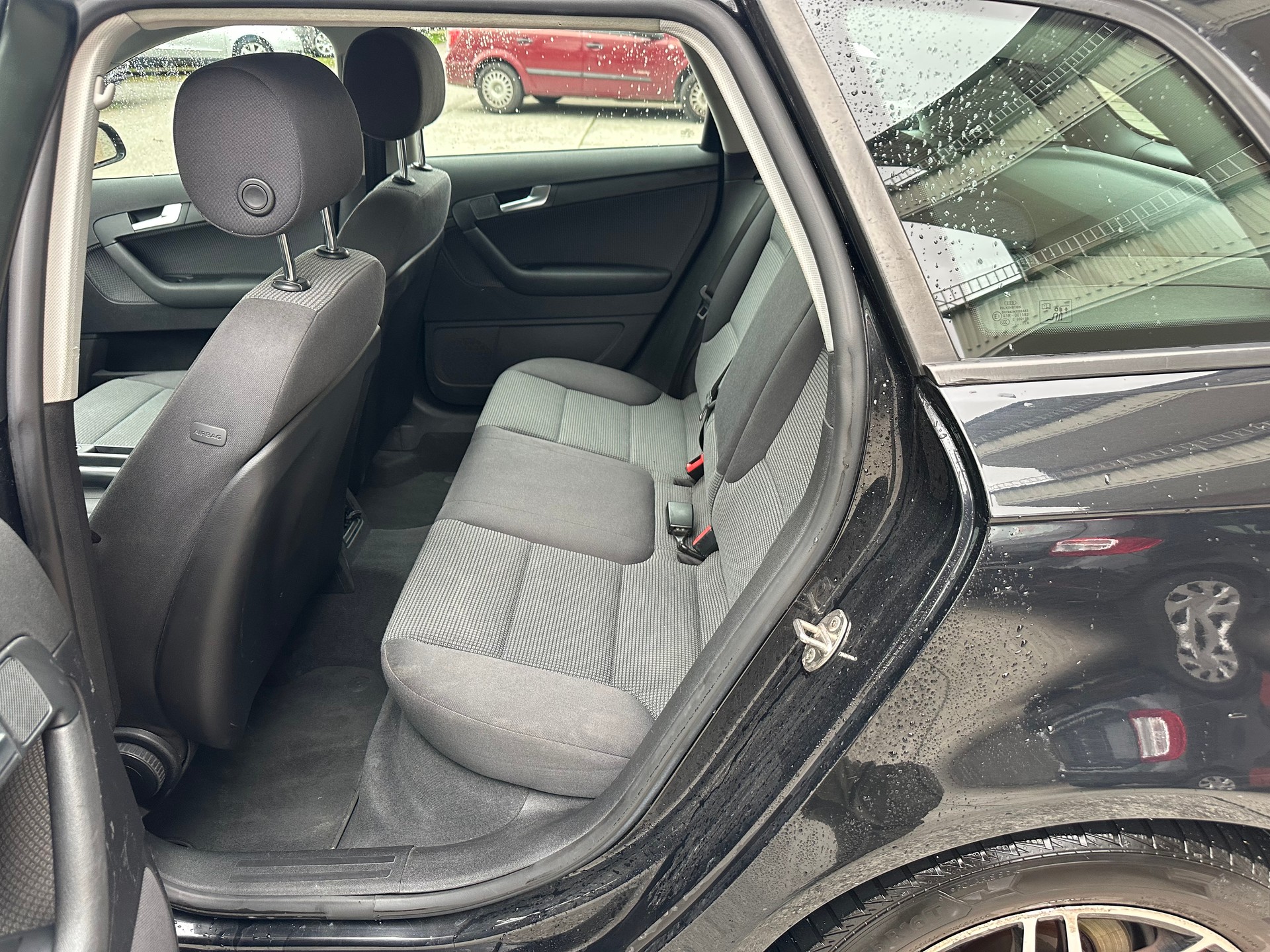AUDI A3 Sportback 1.8 Turbo FSI Attraction-image-7