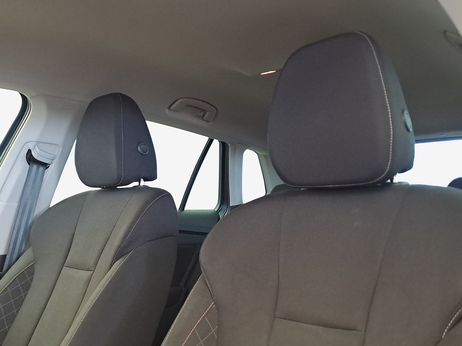 SKODA Kamiq 1.0 TSI Ambition DSG-image-14