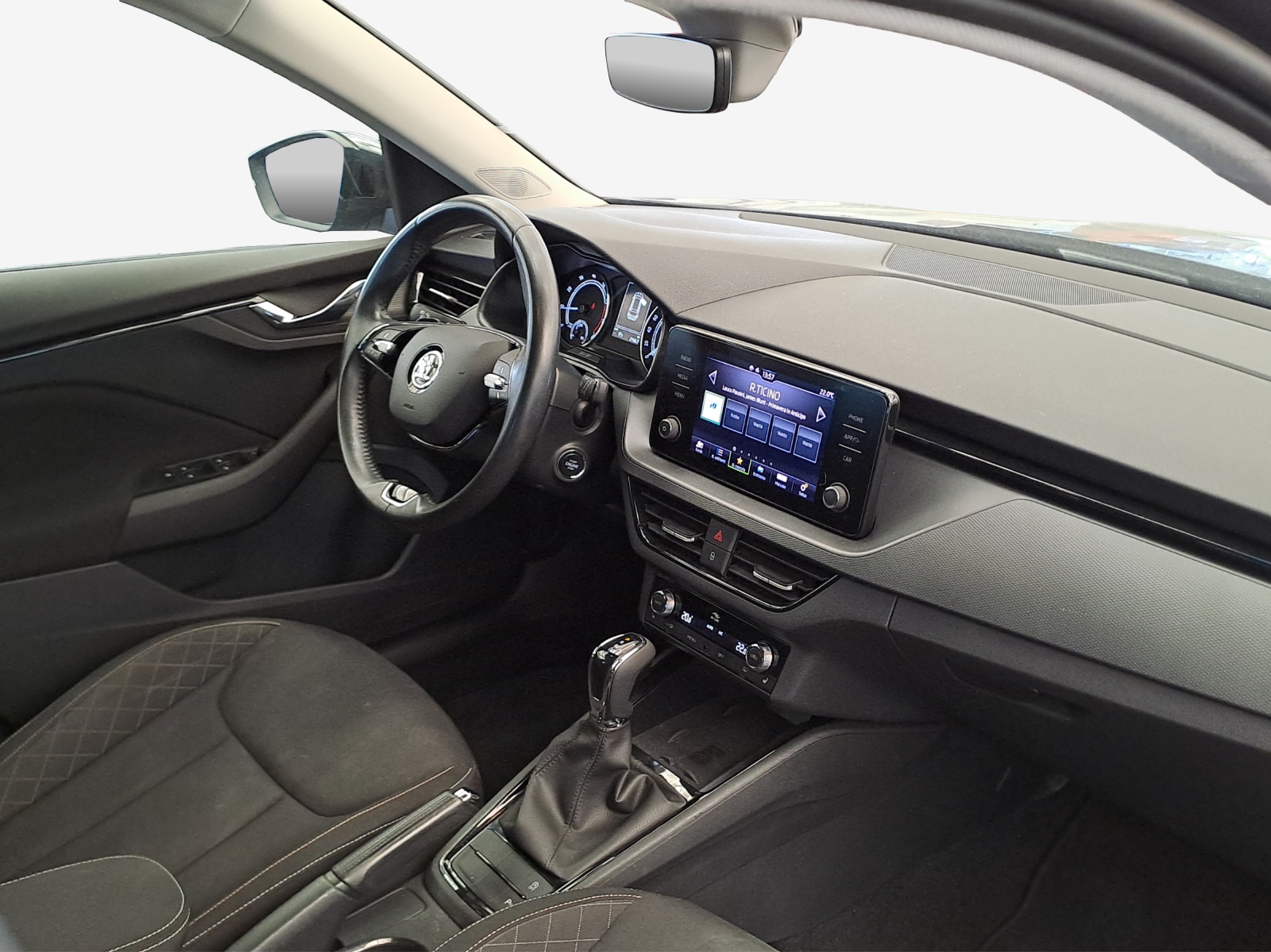 SKODA Kamiq 1.0 TSI Ambition DSG-image-15