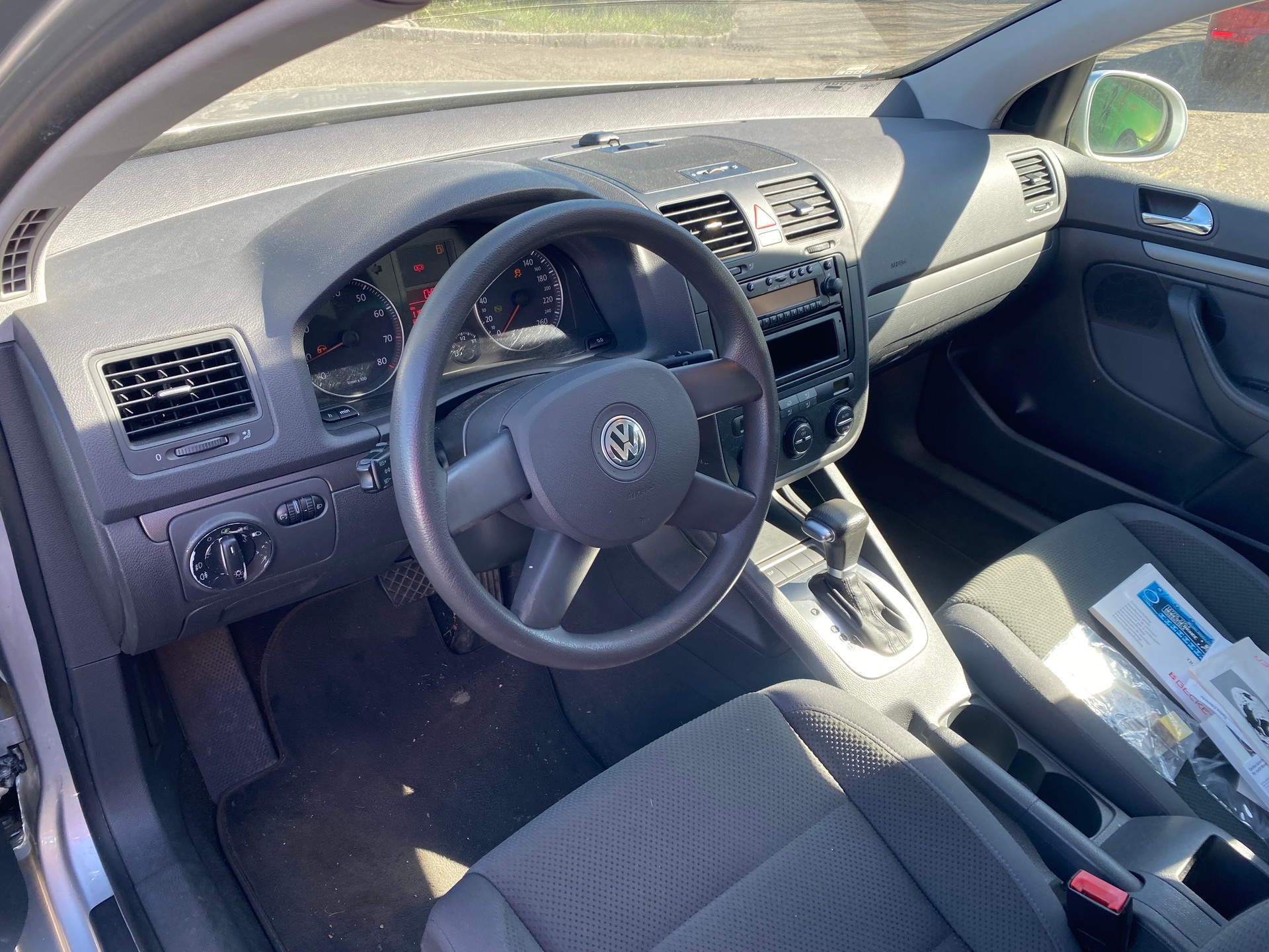 VW Golf 2.0 FSI Sportline-image-4