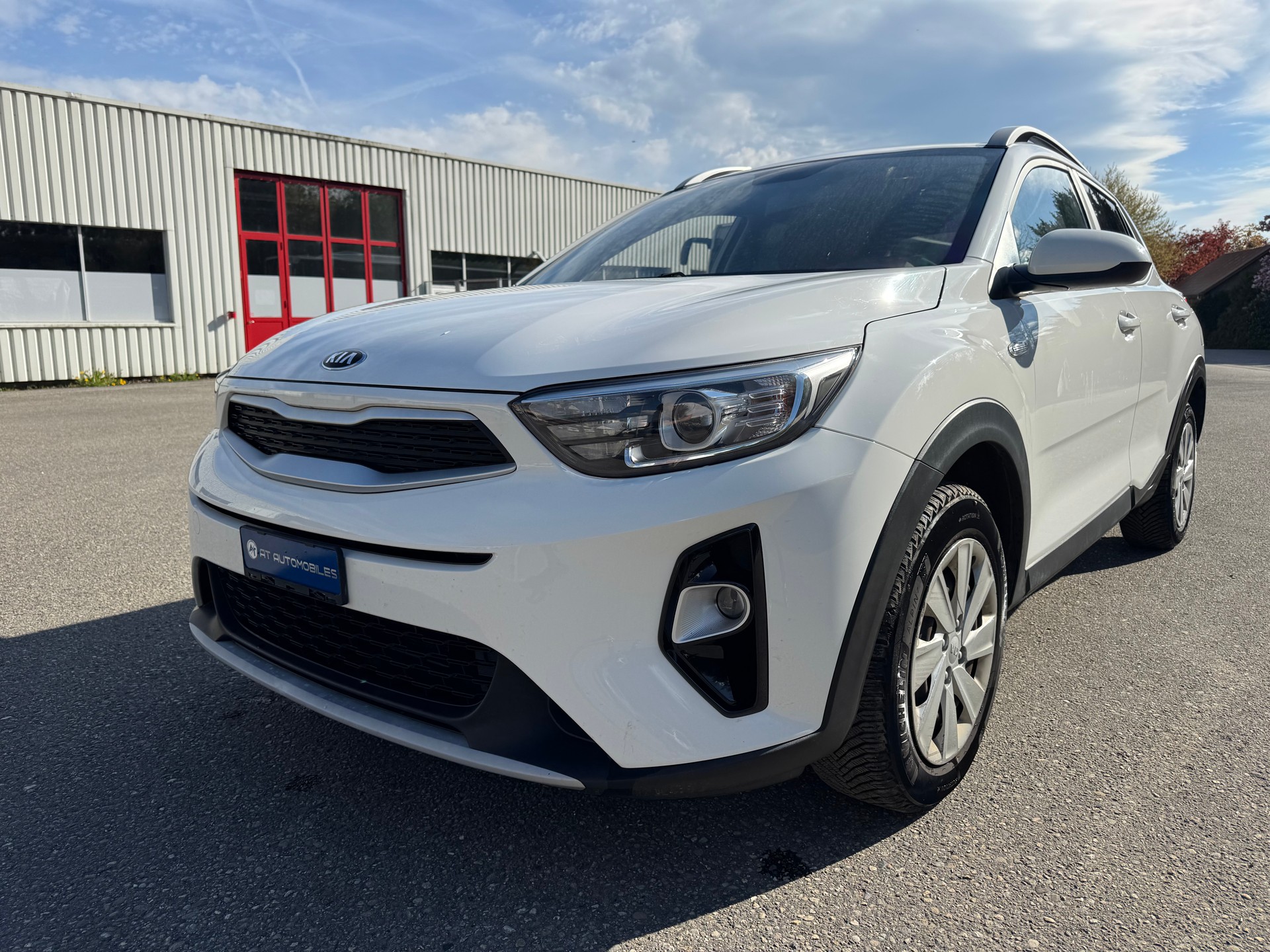 KIA Stonic 1.0 T-GDi-image-1
