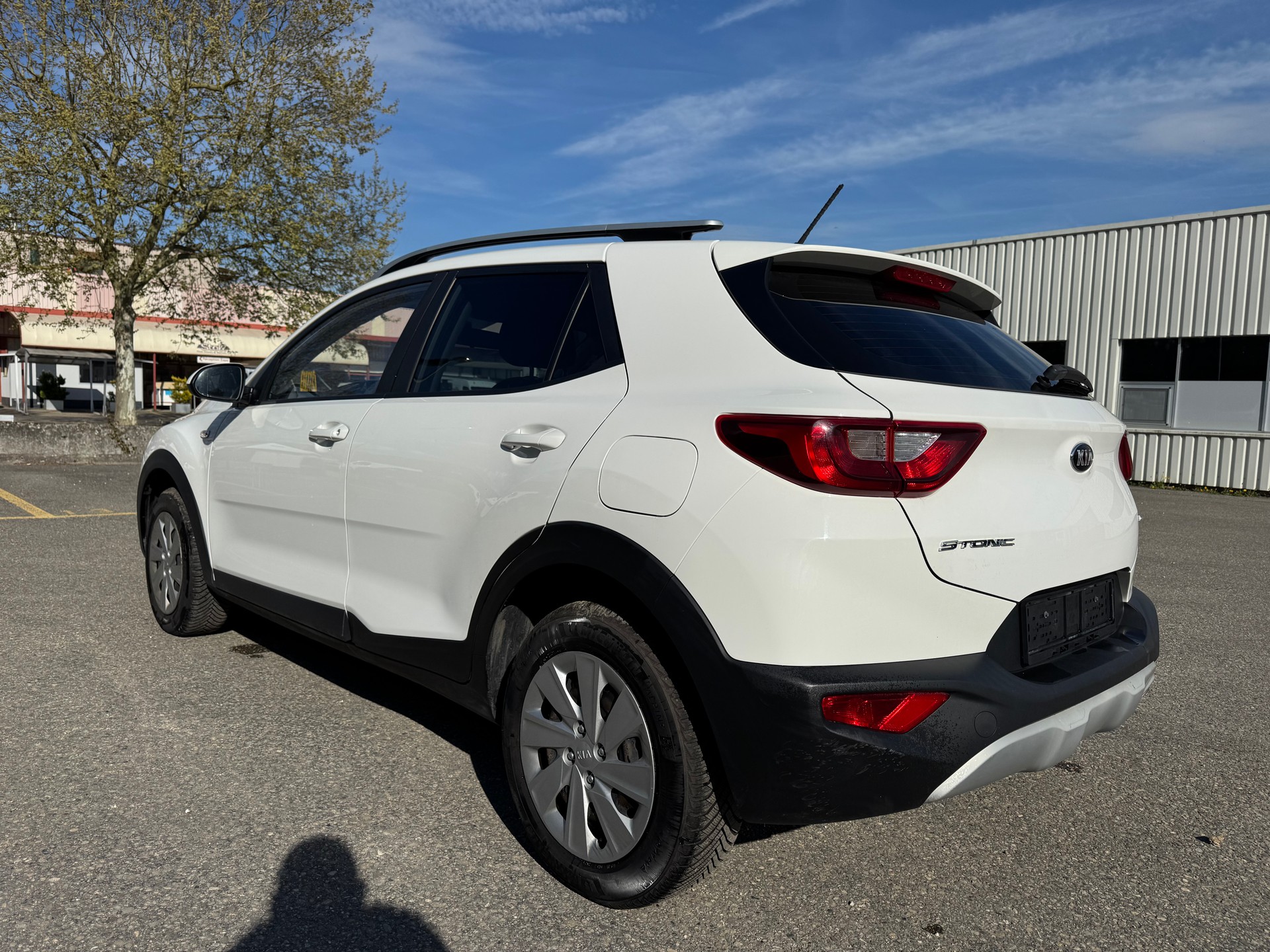 KIA Stonic 1.0 T-GDi-image-4