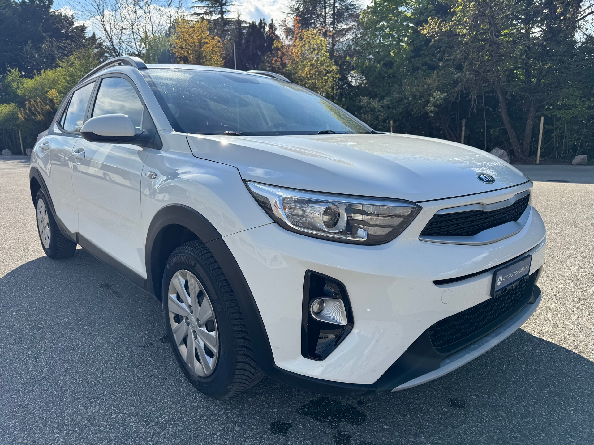 KIA Stonic 1.0 T-GDi-image-3