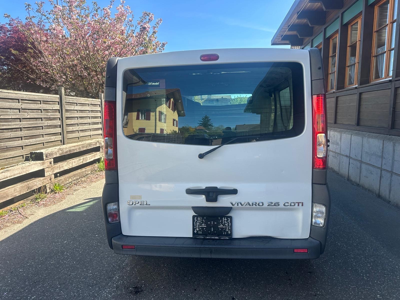 OPEL Vivaro 2.5 CDTI 2.9t L1H1-image-5