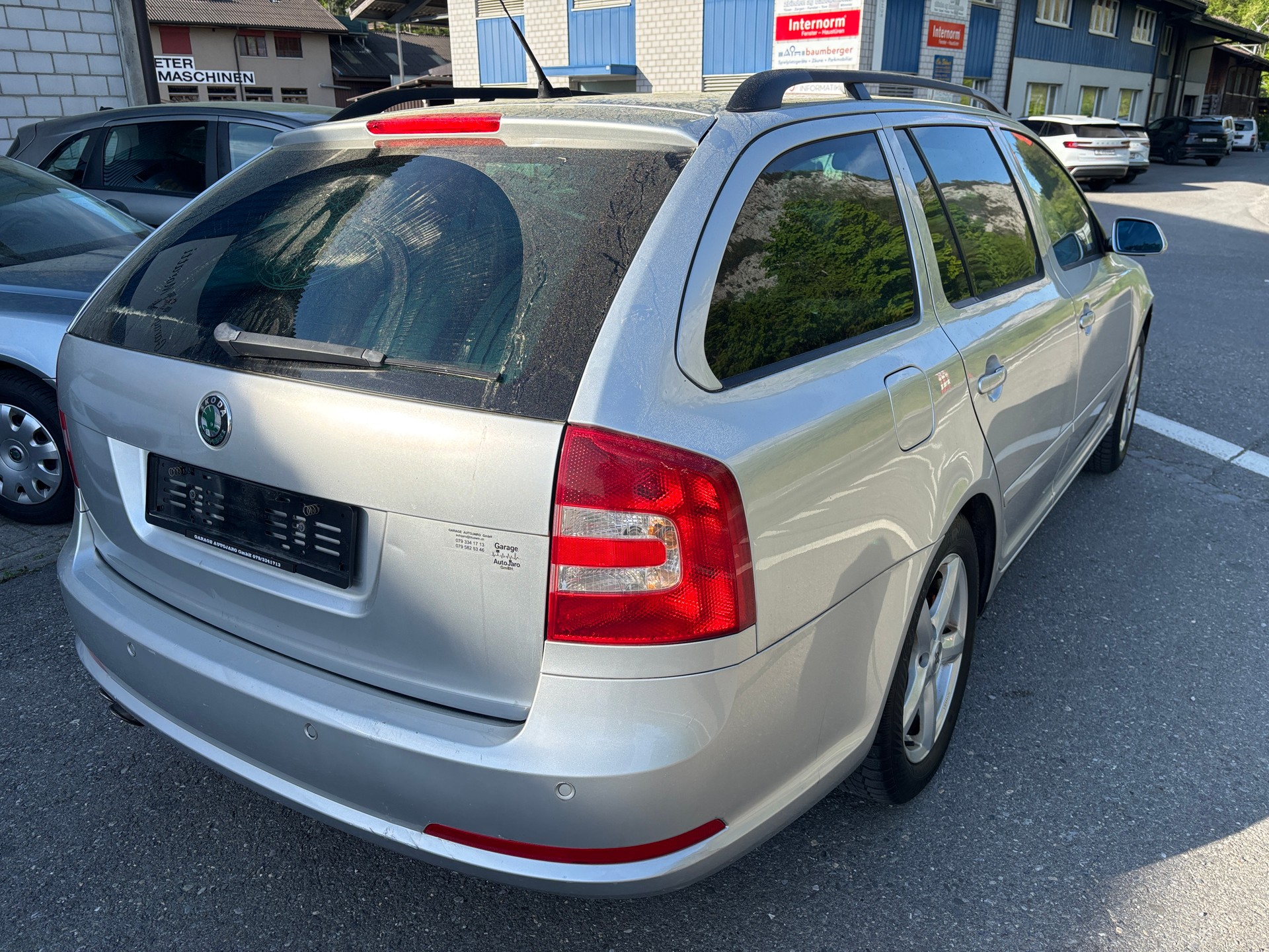 SKODA Octavia 2.0 TFSI RS-image-4
