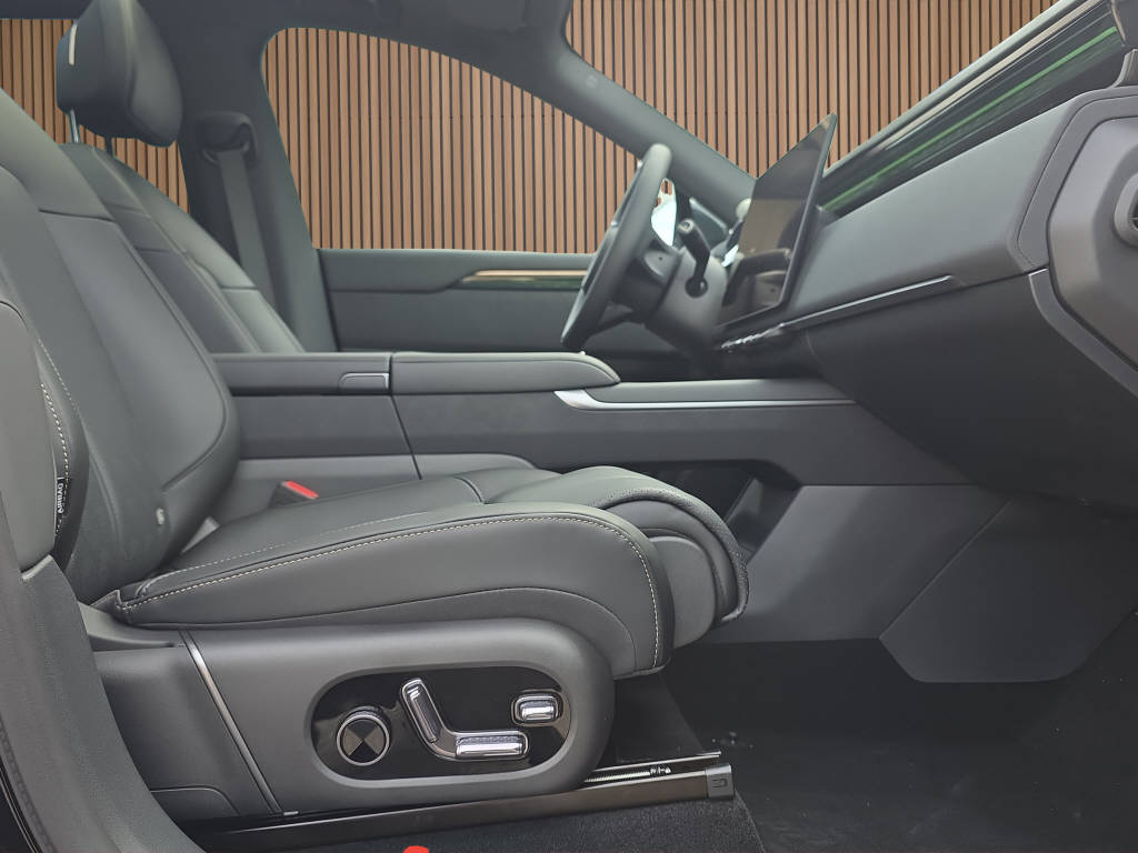 ZEEKR 7X Privilege AWD-image-12