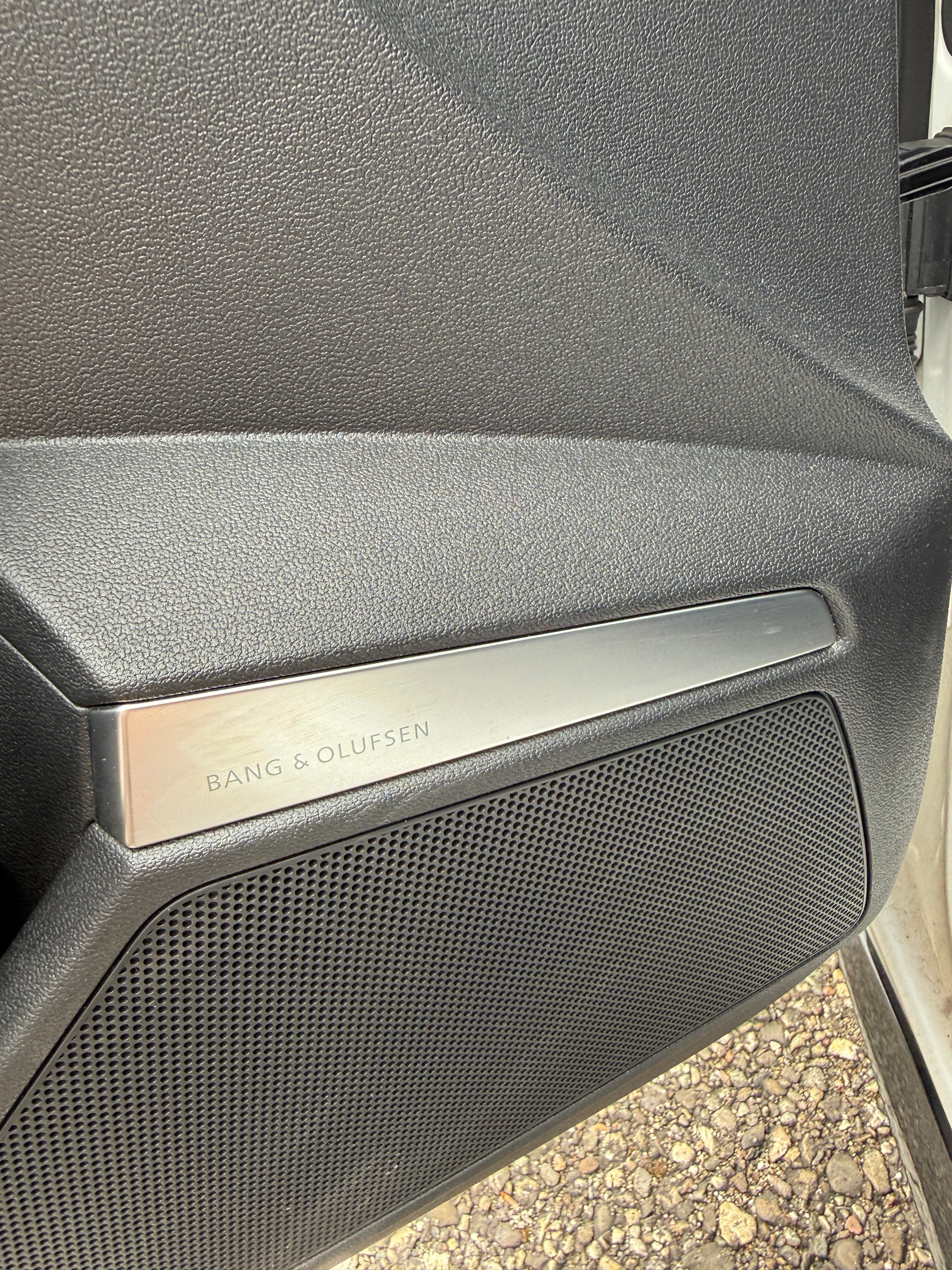 AUDI S3 2.0 TFSI quattro S-Tronic-image-13