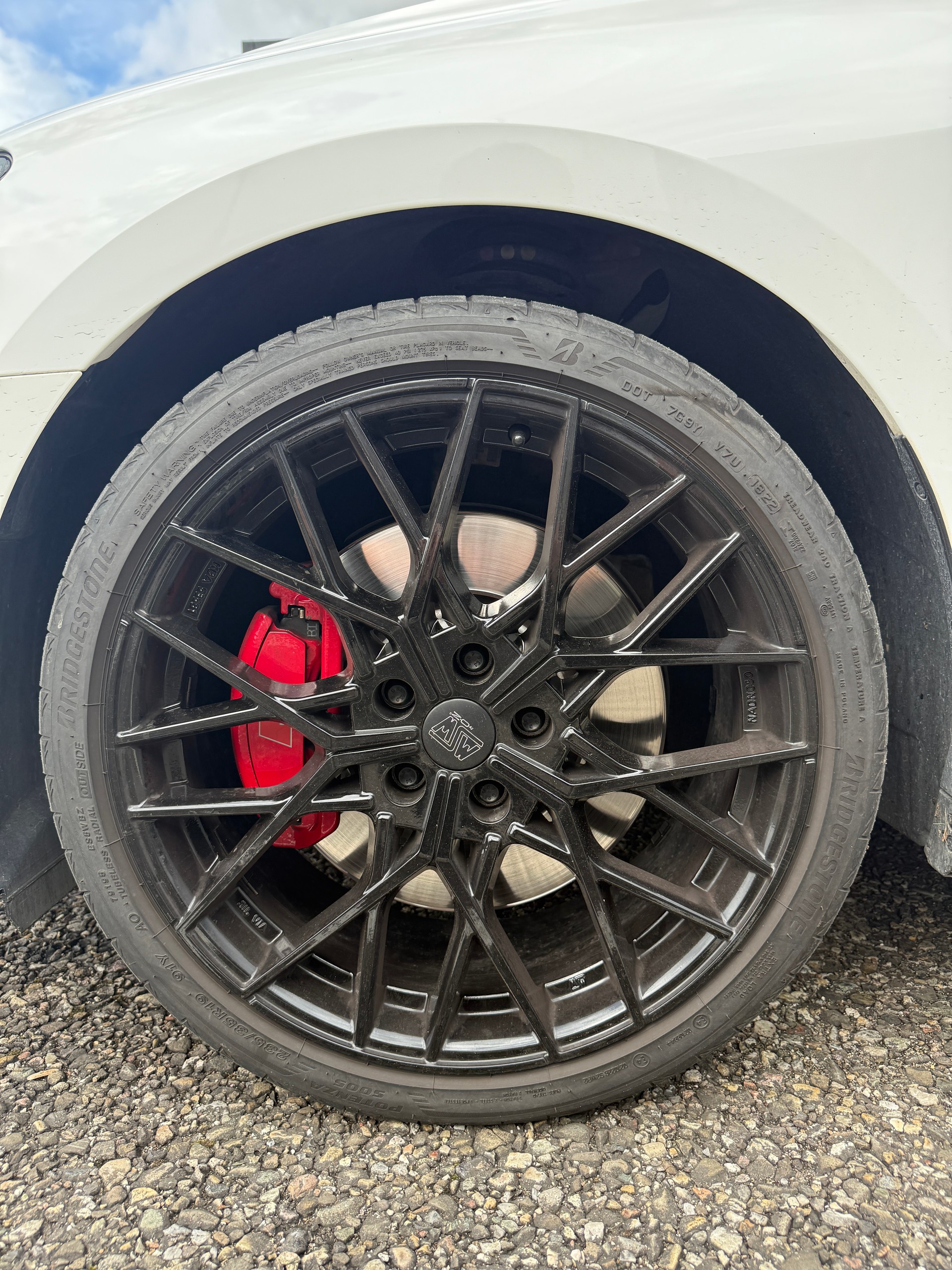 AUDI S3 2.0 TFSI quattro S-Tronic-image-6