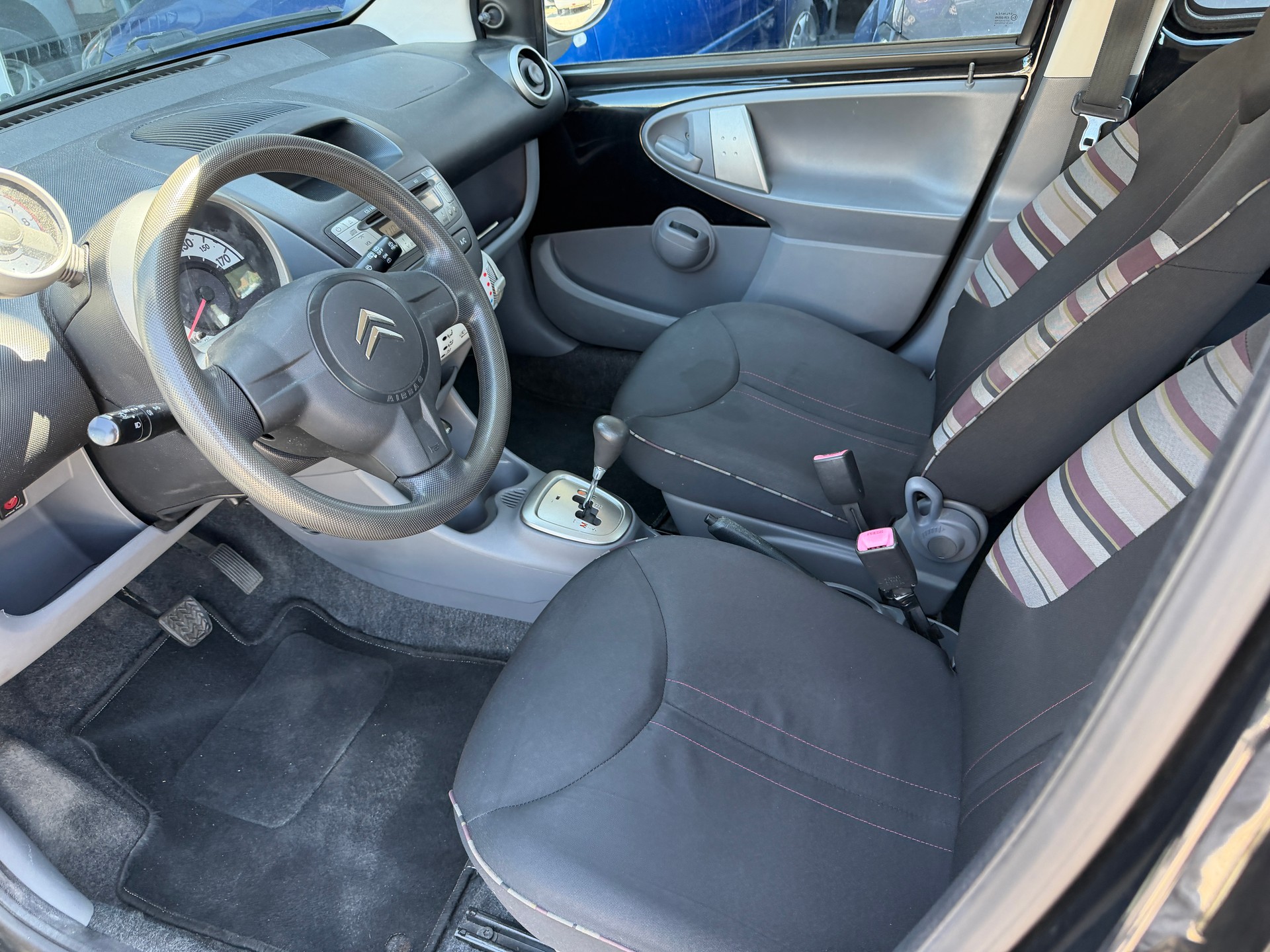 CITROEN C1 1.0i Chic (SX)-image-10