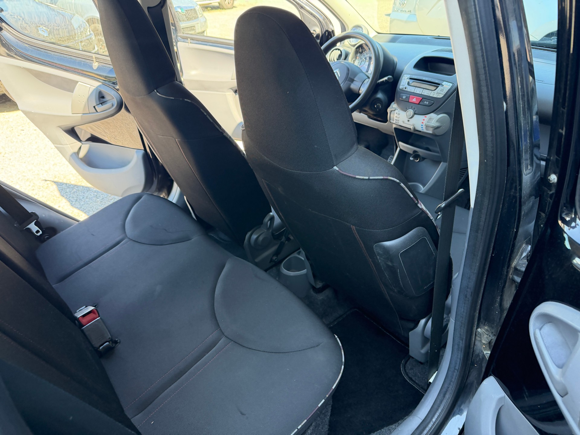 CITROEN C1 1.0i Chic (SX)-image-6
