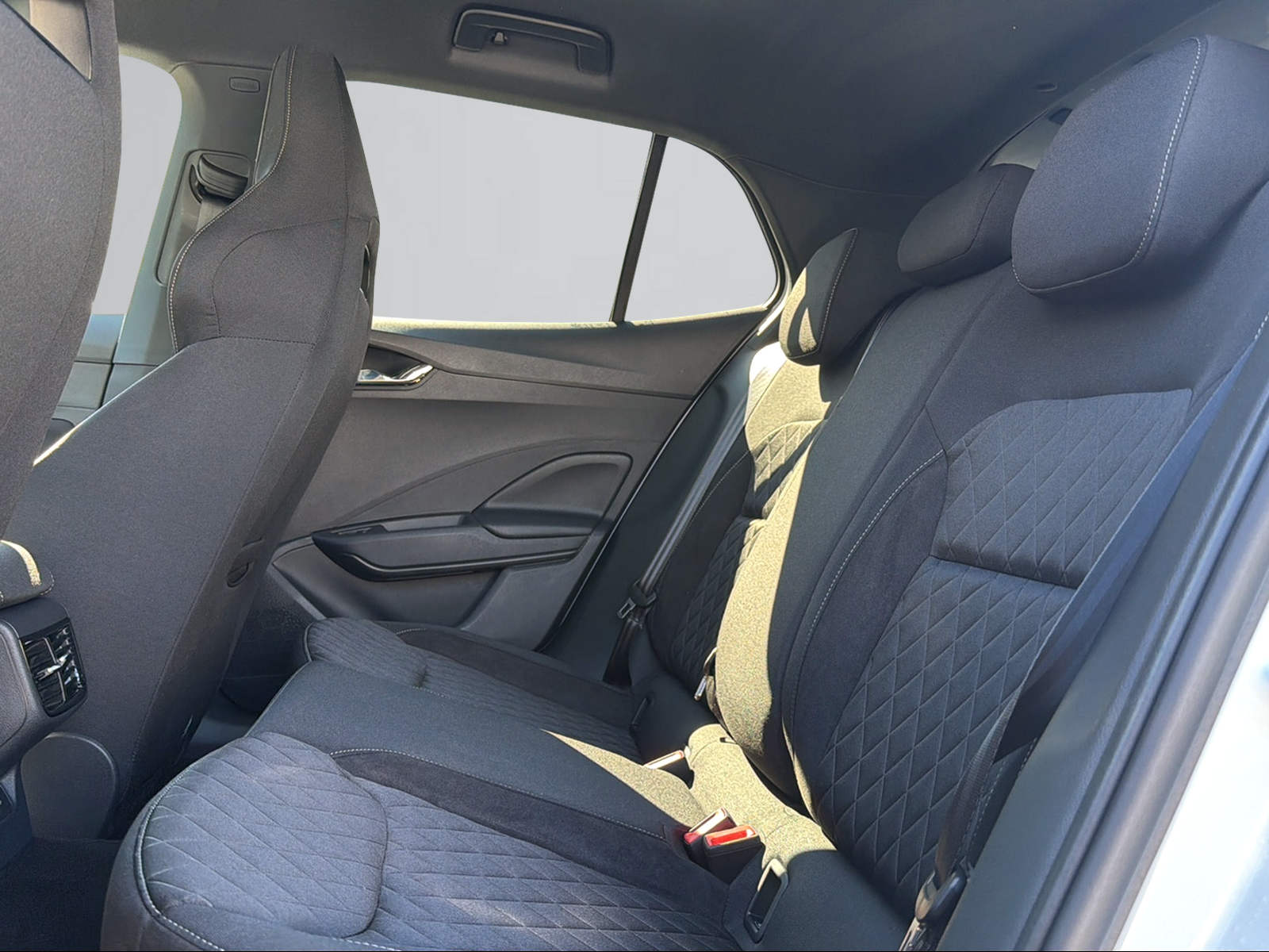SKODA Fabia 1.0 TSI Dynamic DSG-image-9