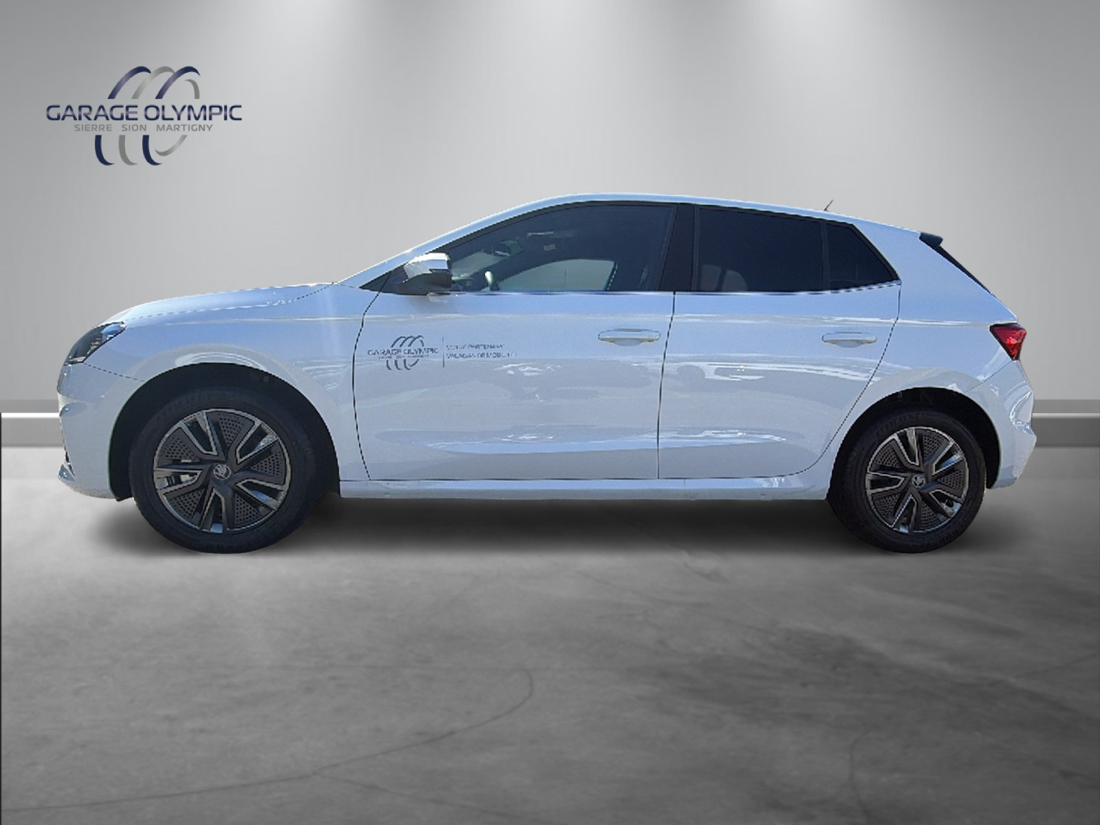 SKODA Fabia 1.0 TSI Dynamic DSG-showroom-element-2