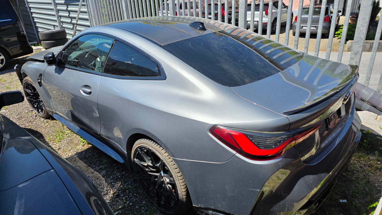BMW M4 Coupé Competition M xDrive-image-3