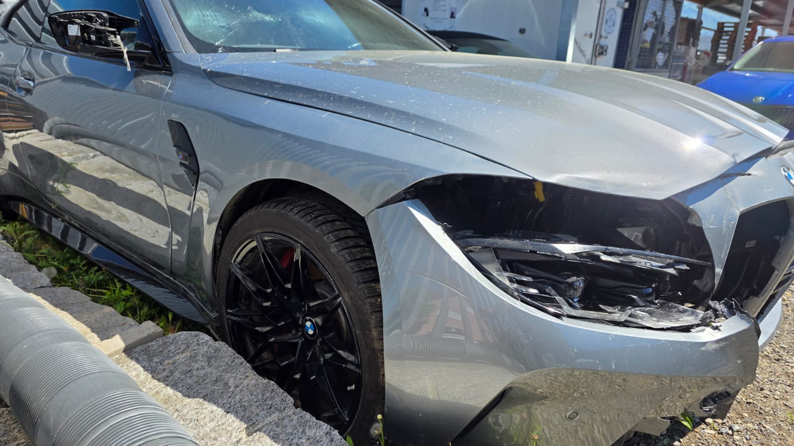 BMW M4 Coupé Competition M xDrive-image-8