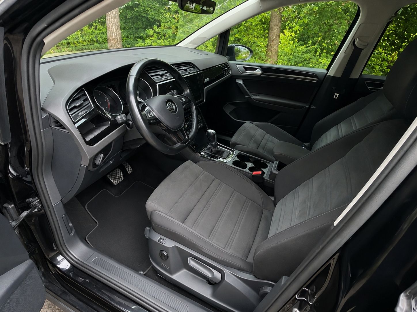 VW 2.0 TDI SCR Highline DSG-image-4