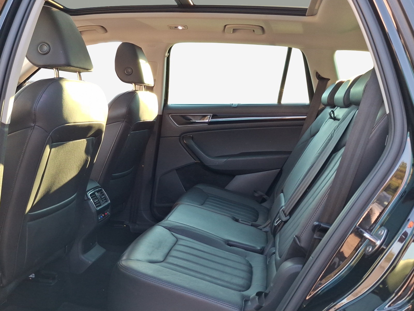 SKODA Kodiaq 2.0 TSI 4x4 L&K-image-11