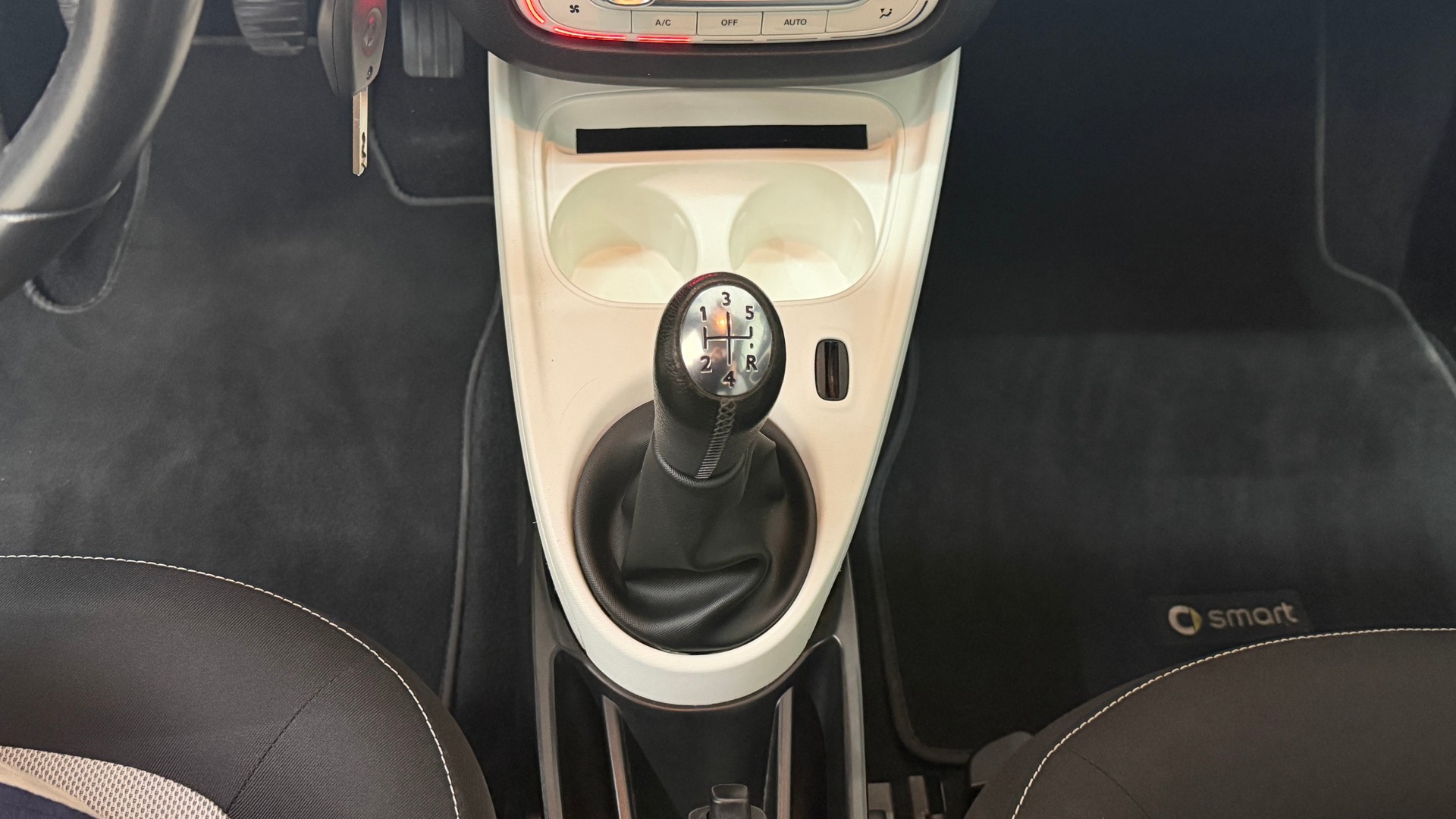 SMART fortwo passion-image-12