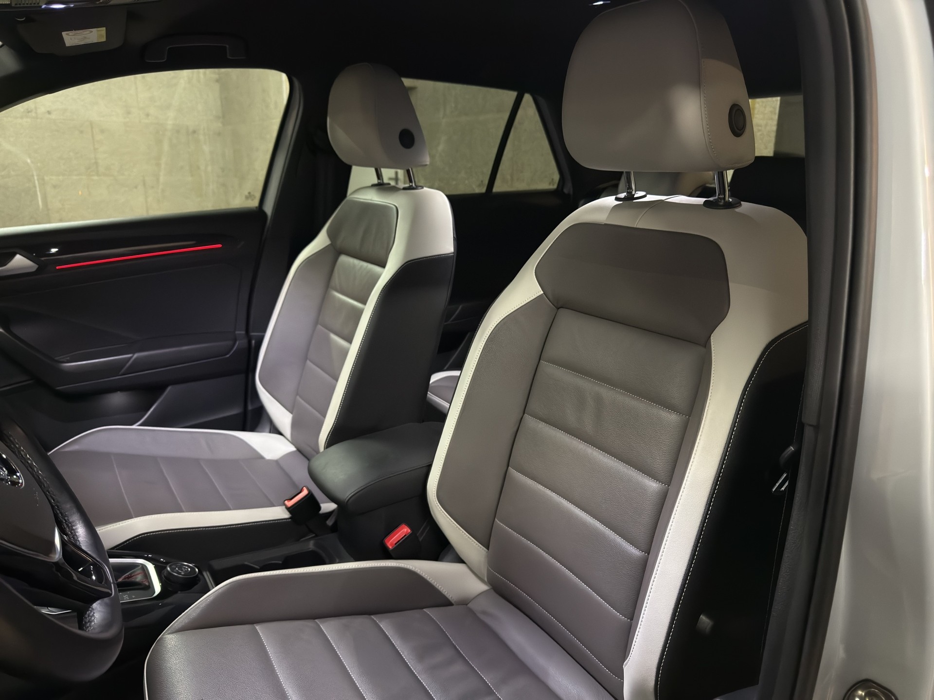 VW T-Roc 2.0 TSI Sport DSG 4Motion-image-14