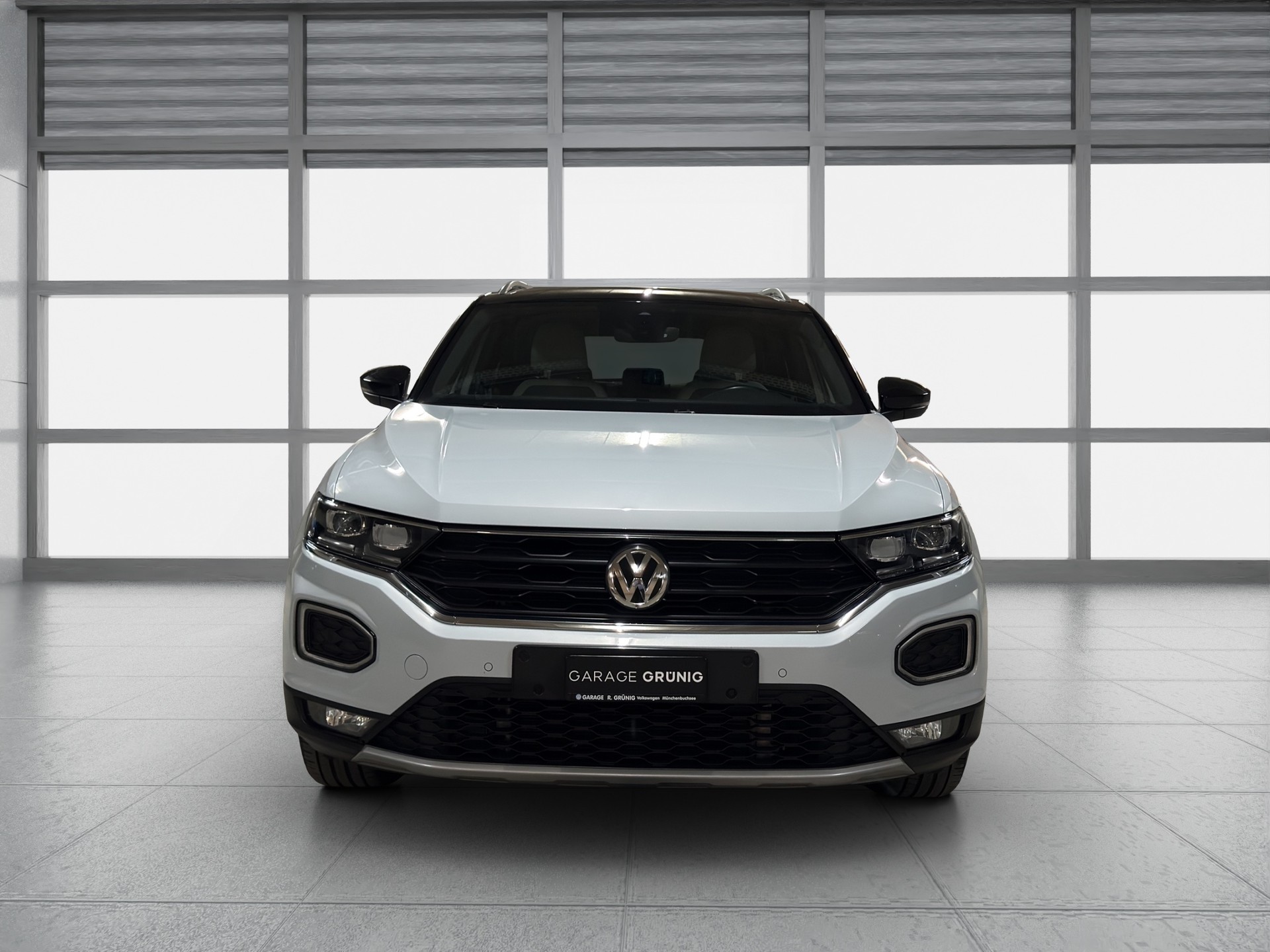 VW T-Roc 2.0 TSI Sport DSG 4Motion-image-1