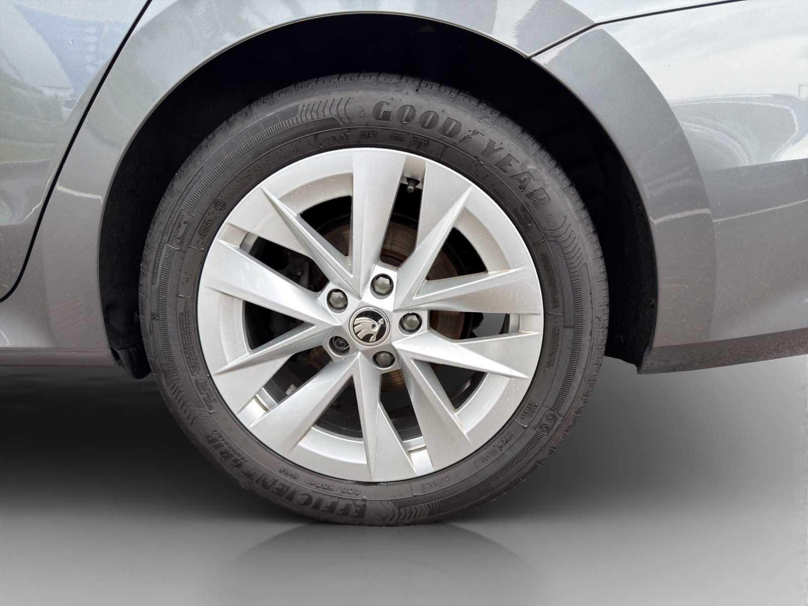 SKODA Octavia Combi 2.0 TSI Ambition DSG 4x4-image-14