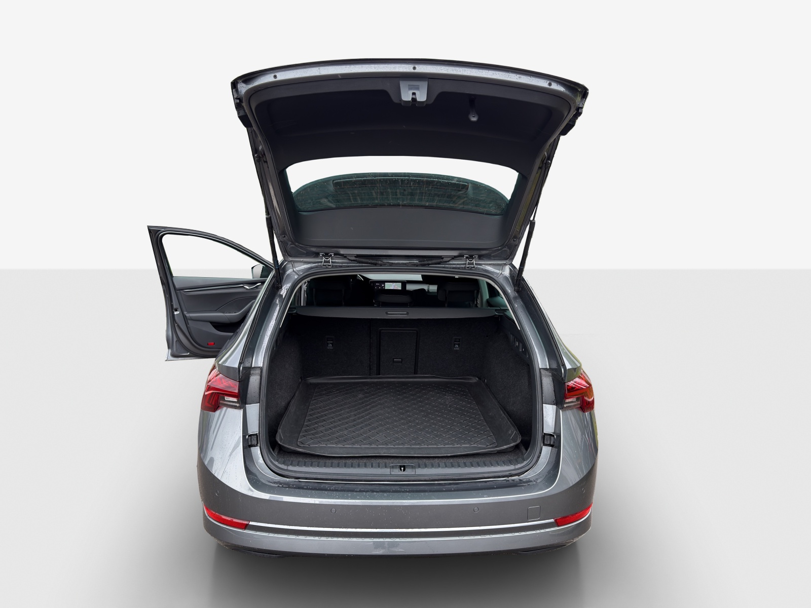 SKODA Octavia Combi 2.0 TSI Ambition DSG 4x4-image-12
