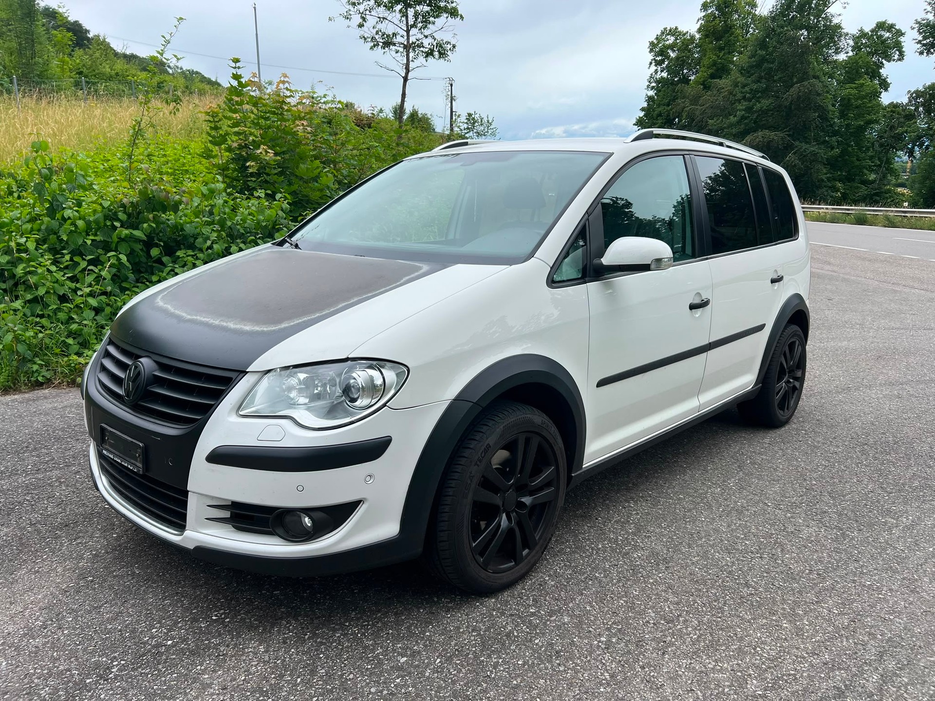 VW CrossTouran 1.4 TSI DSG-image-0